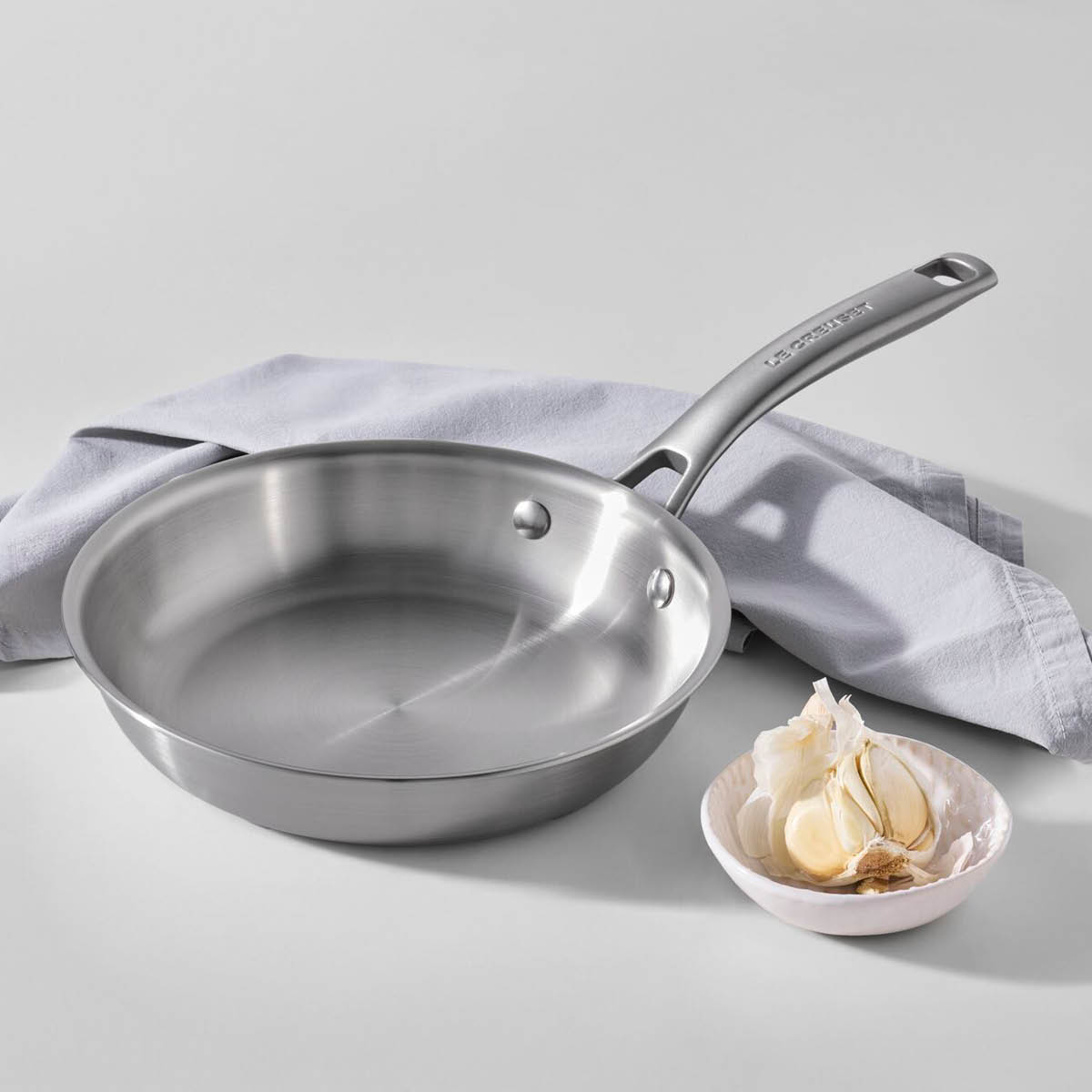 Le Creuset Essential 3-Ply stekepanne 20 cm