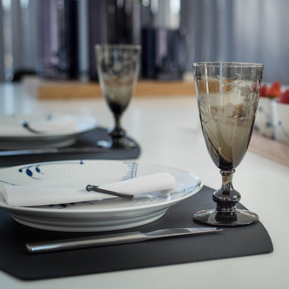 MiLLE W NORDISK DESIGN Ellips Pöytätabletti 45x35 cm Musta