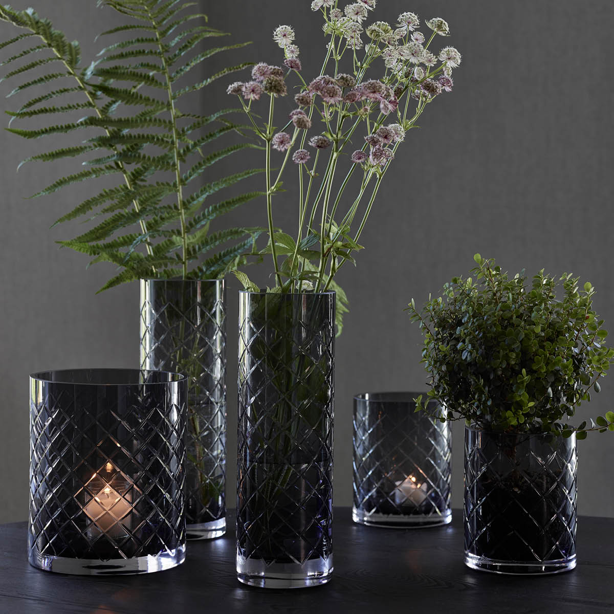 Magnor Skyline Kynttilälyhty 20x20 cm Tummanharmaa