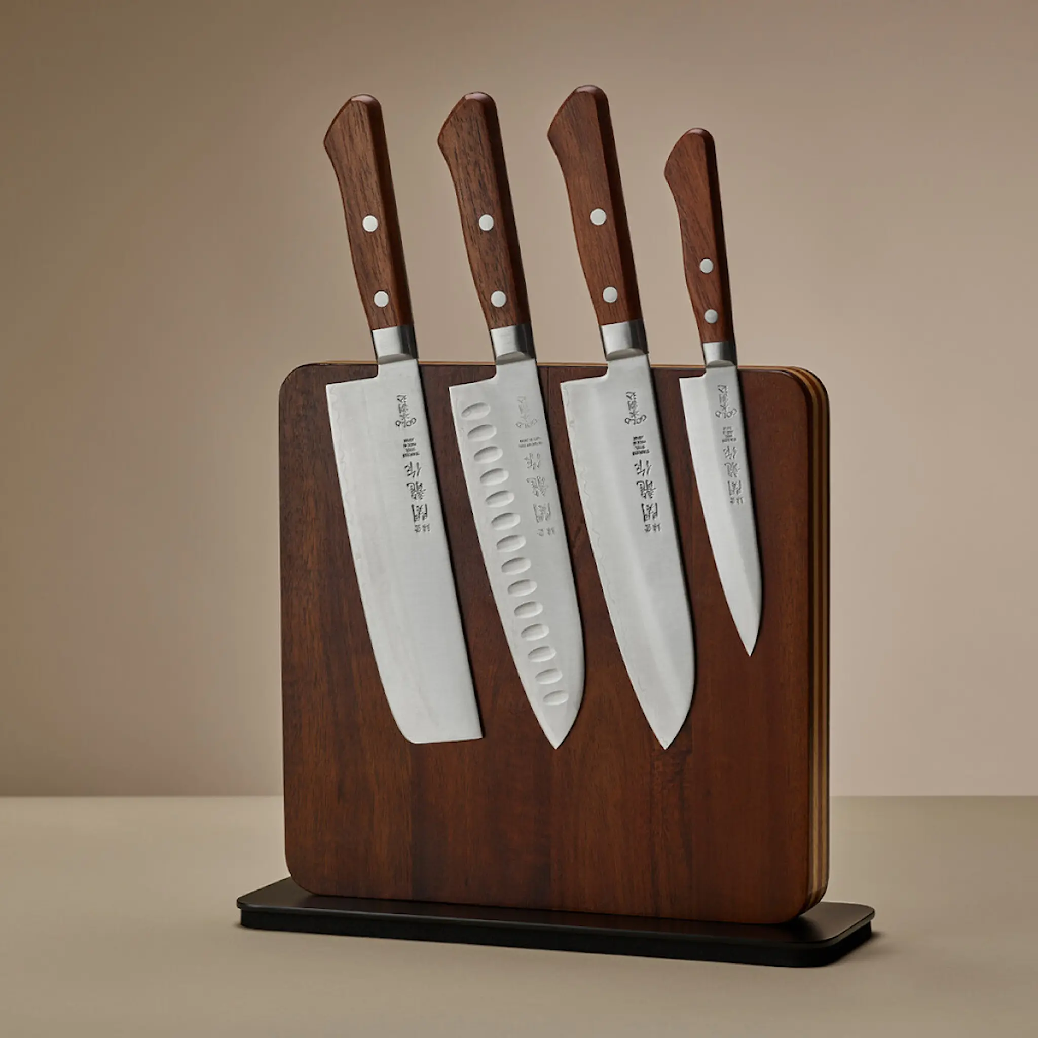 Sekiryu Wood santokukniv med luftfickor 16,5 cm blank/natur