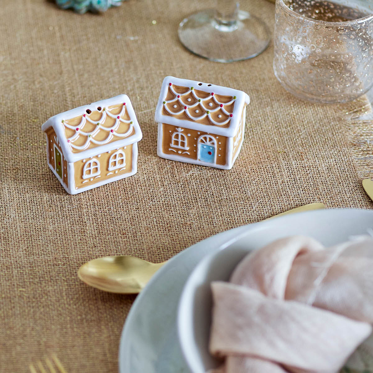 Bloomingville Ginnie salt- & pepparkar 6 cm 2-pack pepparkakshus