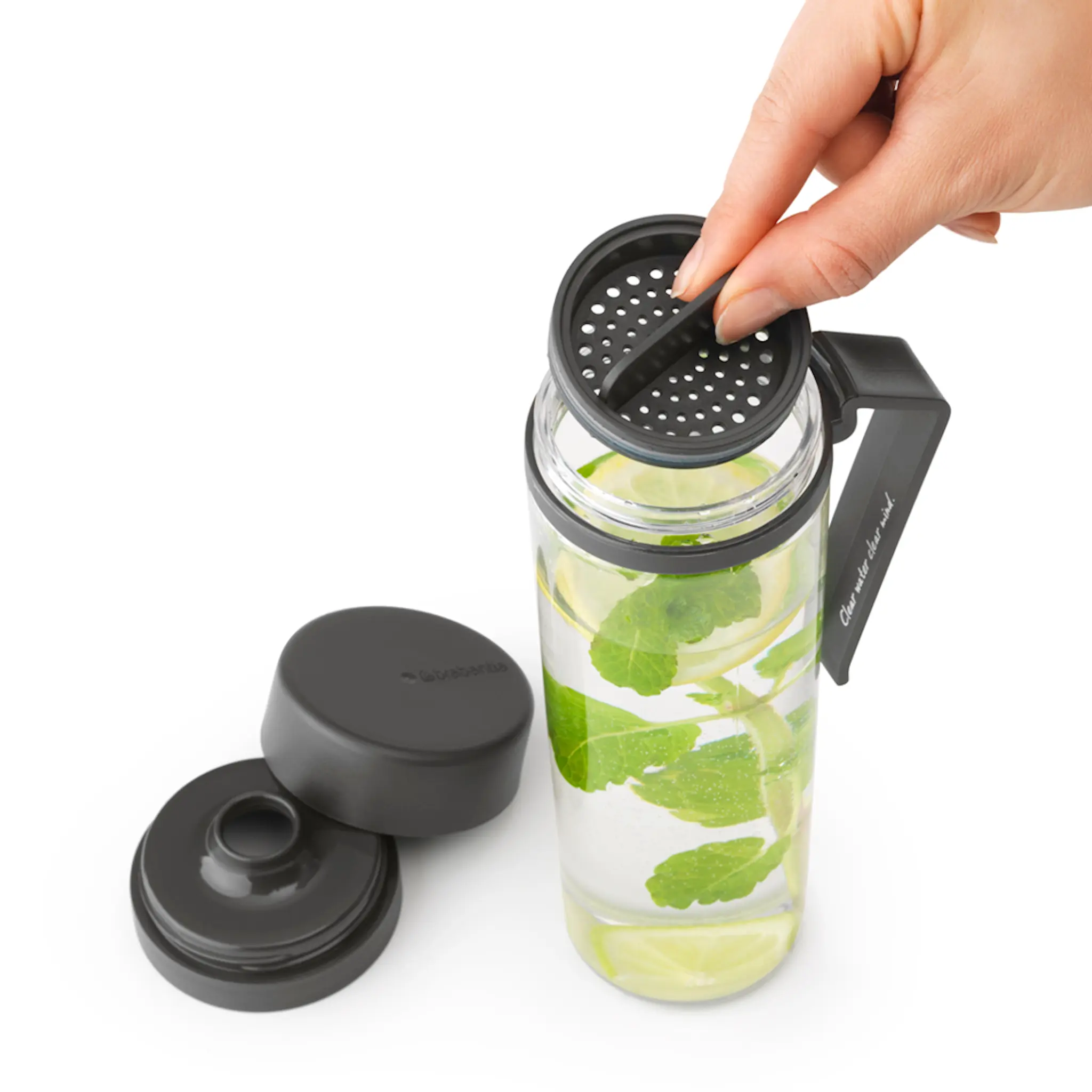 Brabantia Make & Take juomapullo siivilällä 0,5 l tummanharmaa