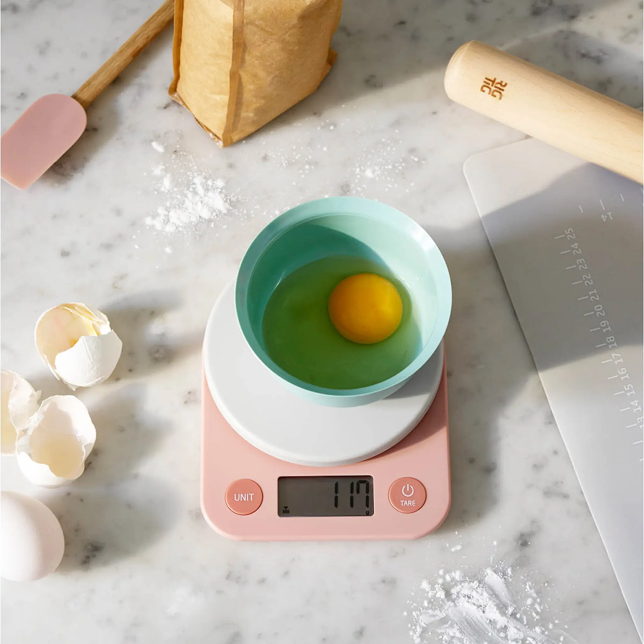 RIG-TIG FOODIE Köksvåg 0,5 kg Ljusrosa