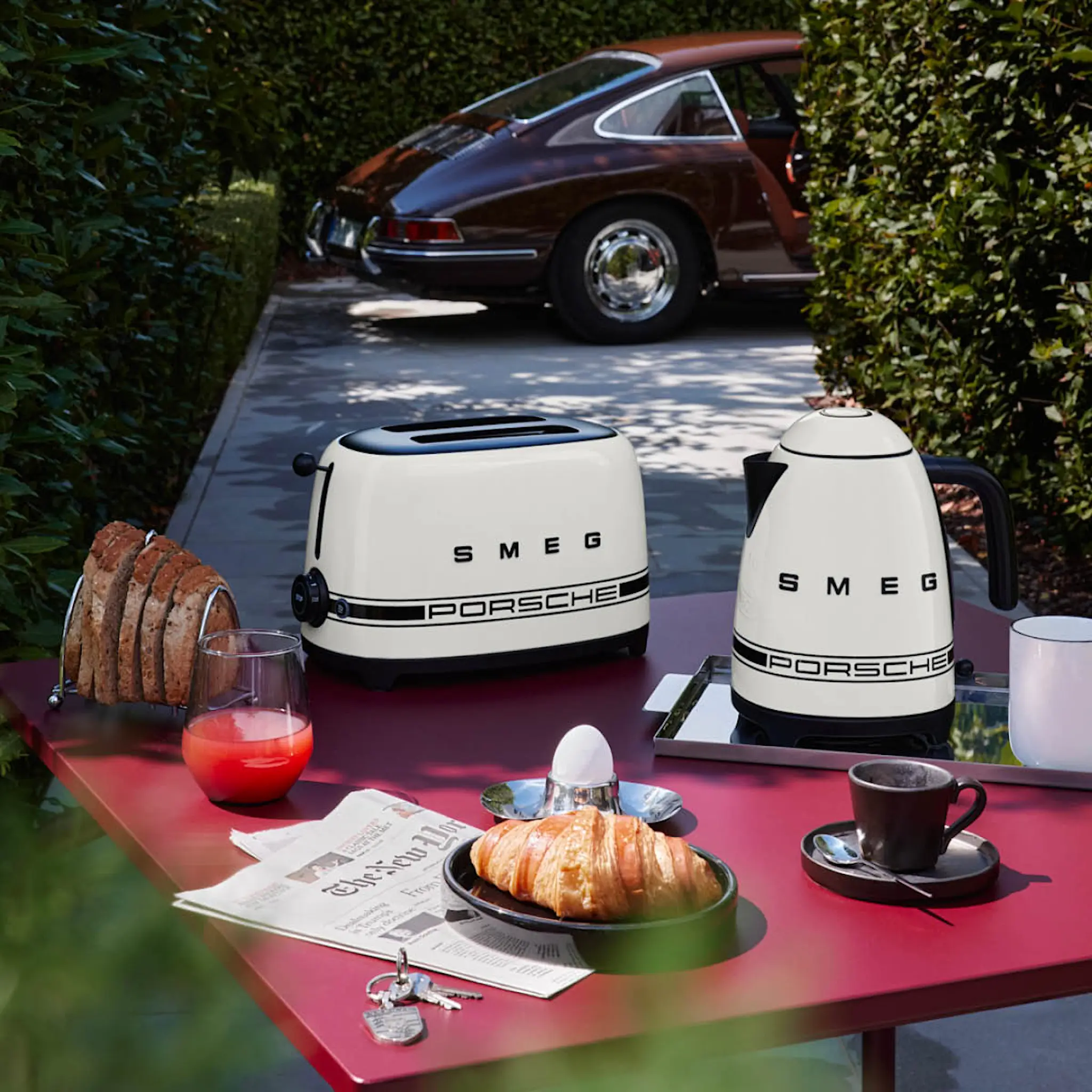 Smeg Smeg x Porsche vattenkokare KLF03P 1,7 L Carrara White