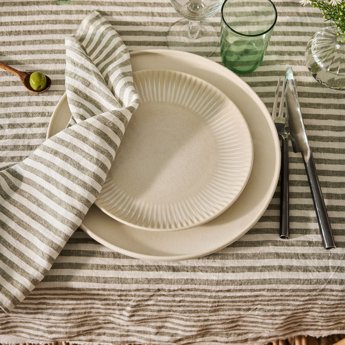 Tell Me More Granada tallerken 22 cm krem