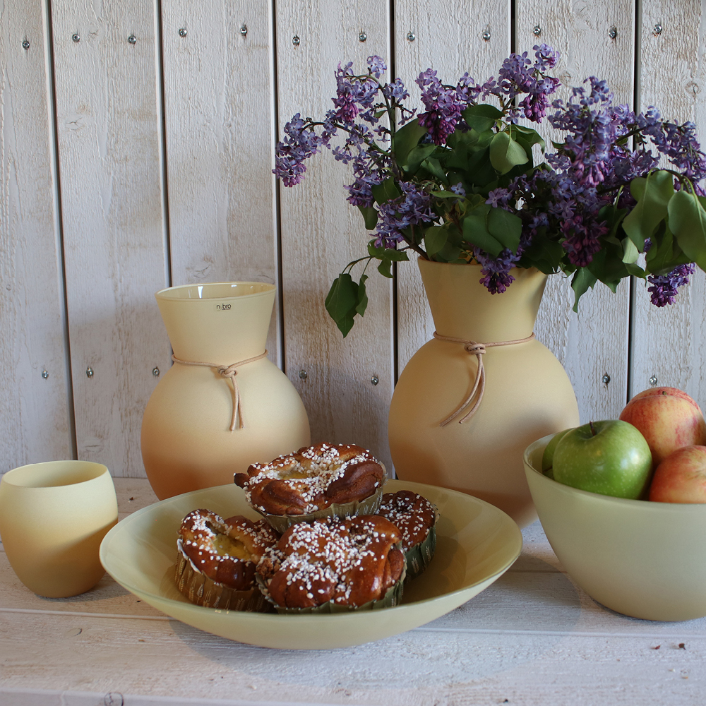 Nybro Crystal Happy Vas 25 cm Lemoncurd