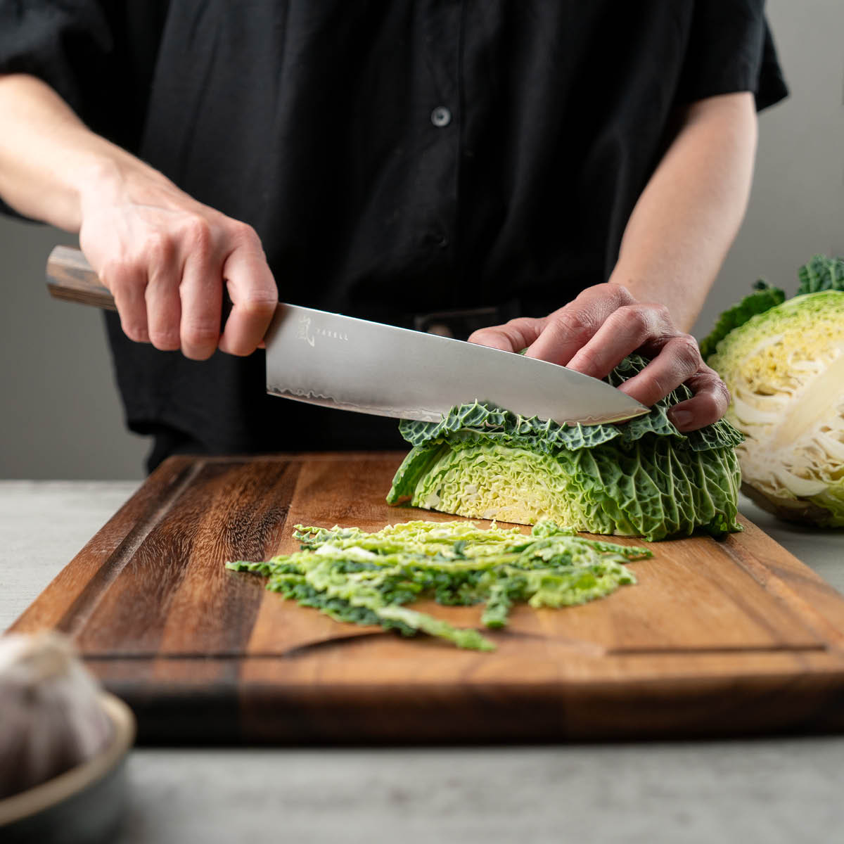 Yaxell Hana kokkekniv 20 cm brun