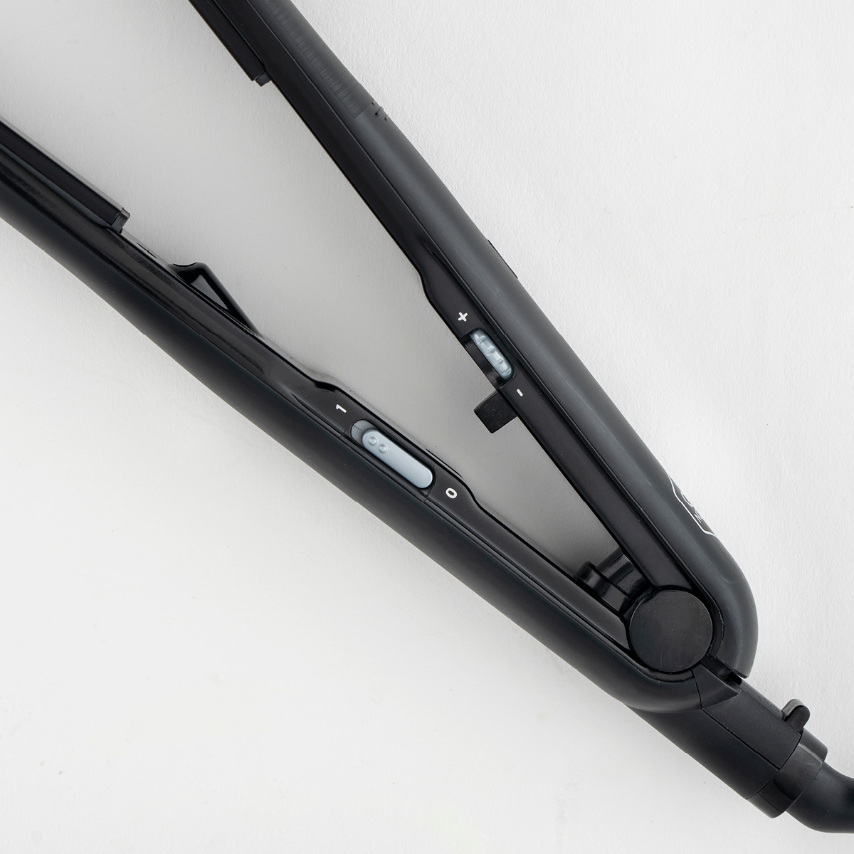 OBH Nordica Artist Optiliss Suoristusrauta NF3225N0 Musta