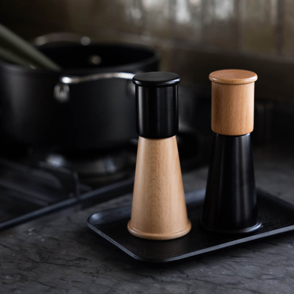 Sagaform Gurken salt- och pepparkvarn 15 cm 2-pack svart/brun