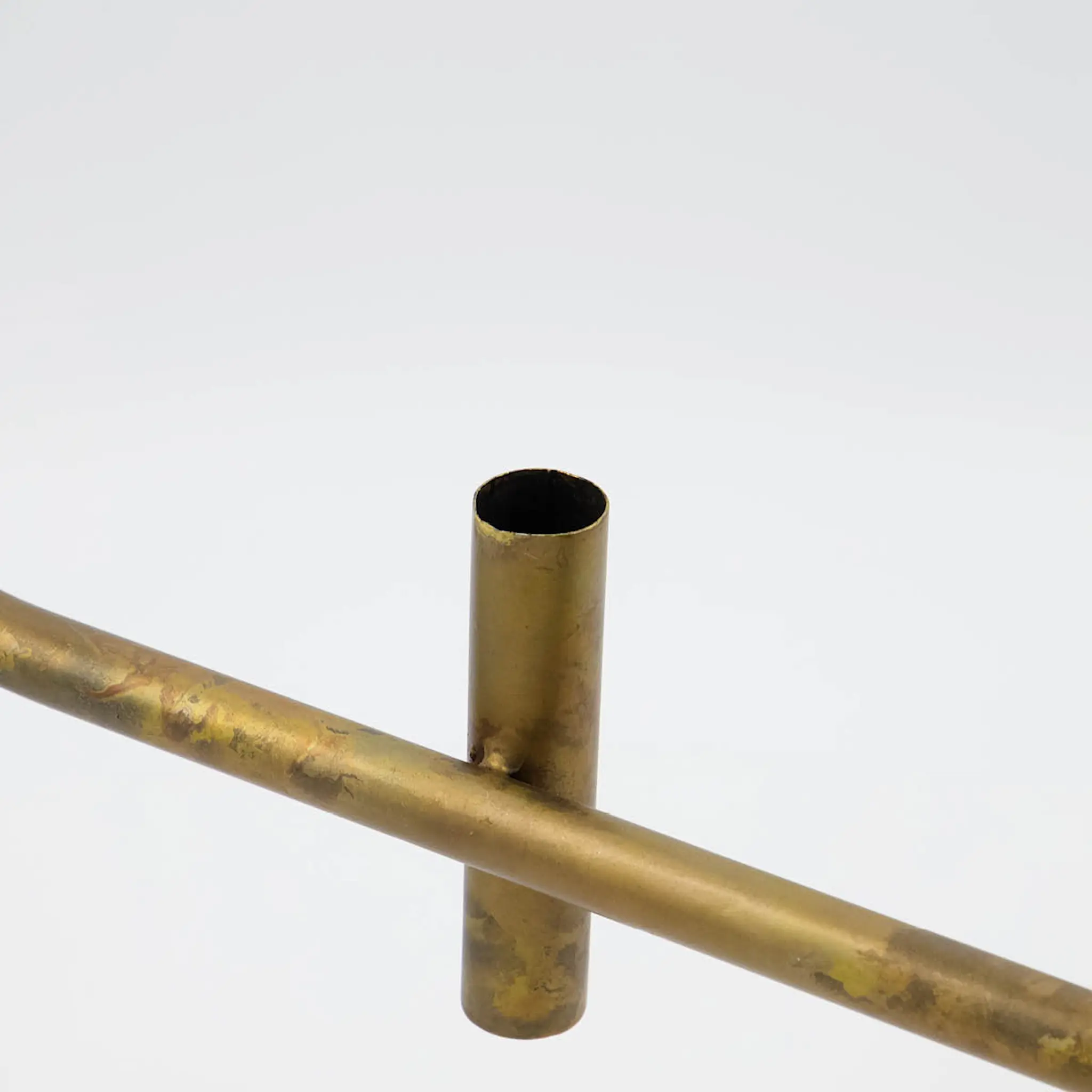 House Doctor Maxi takhängd ljusstake 102x26 cm antik mässing