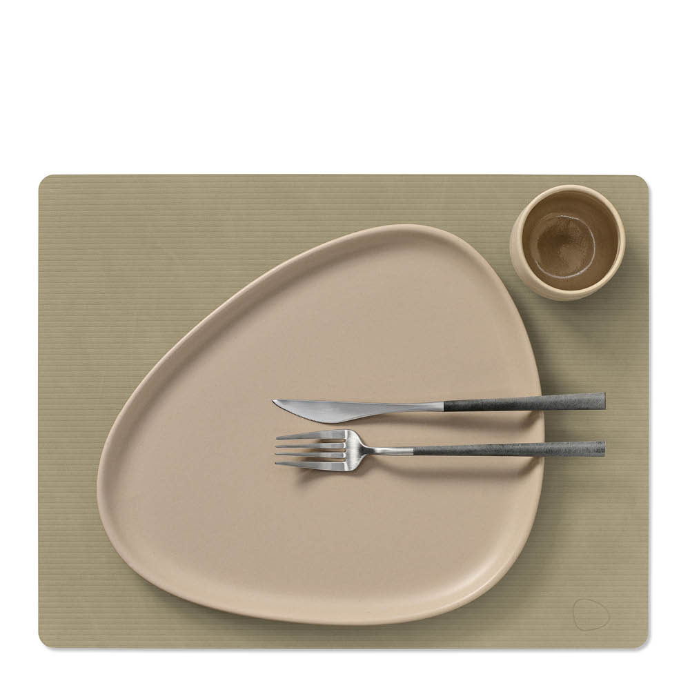 LIND DNA Square Corduroy Pöytätabletti 35x45 cm Herbal Dust