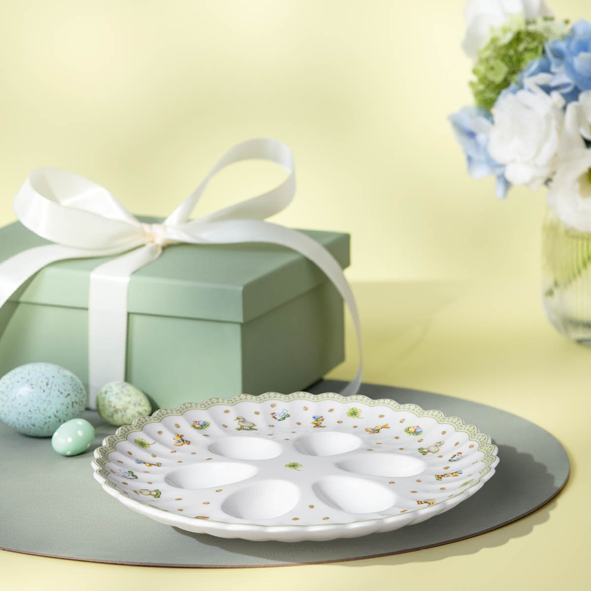 Villeroy & Boch Easter Delight äggtallrik 24 cm vit