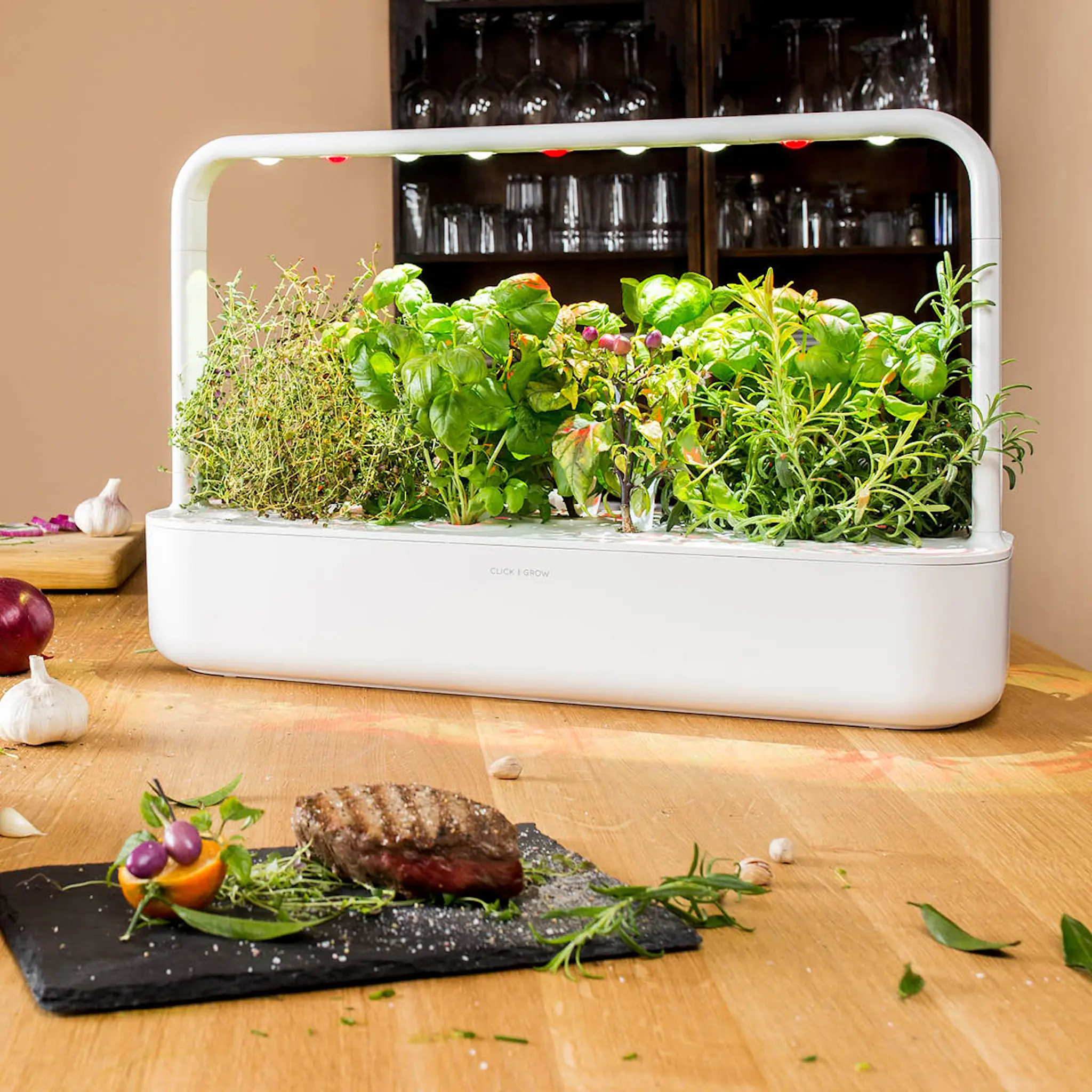 Click & Grow Smart Garden 9 startpakke hvit