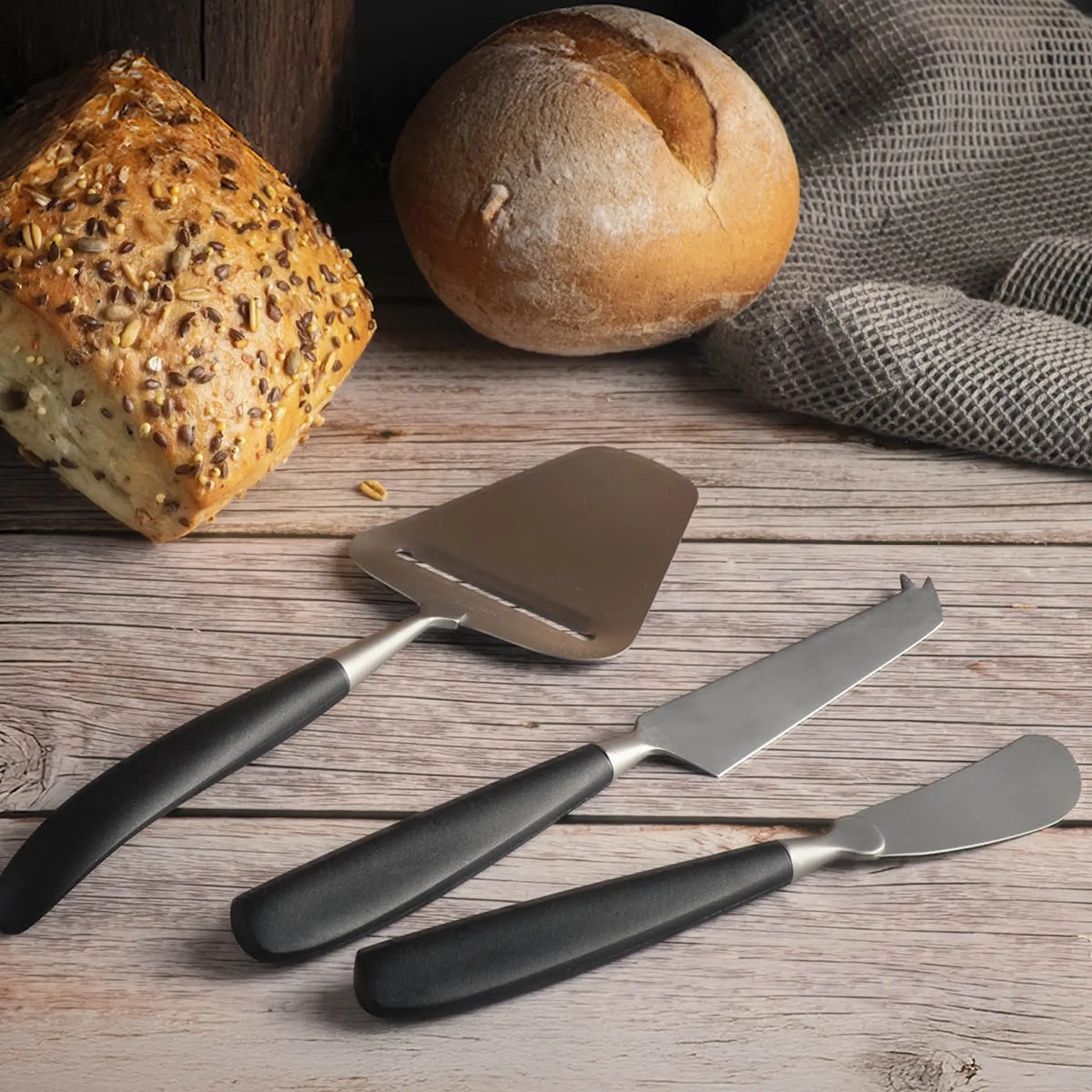 Bjørklund Amitto smørekniv 18 cm svart