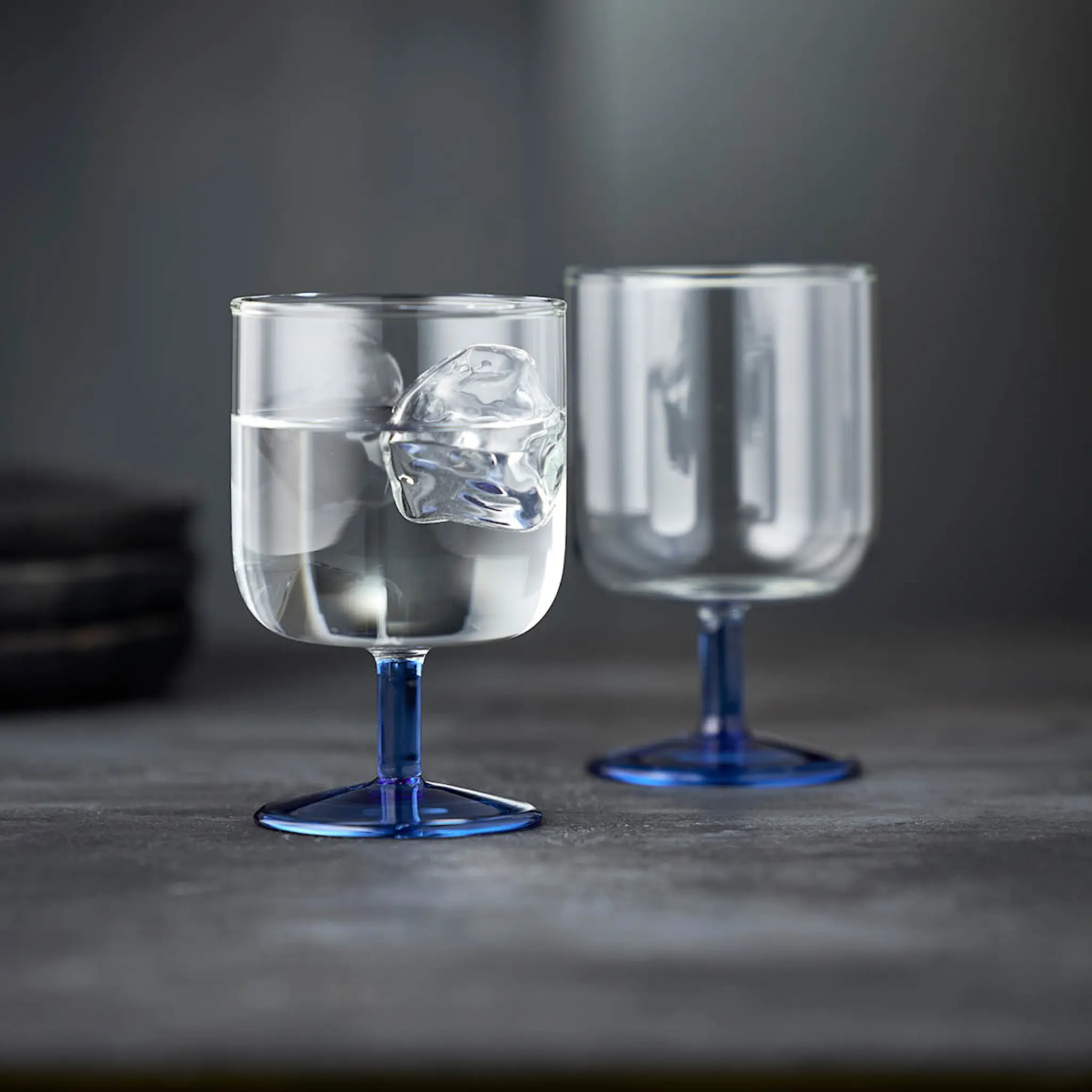 Lyngby Glas Torino vinglas 30 cl 2-pack klar/blå