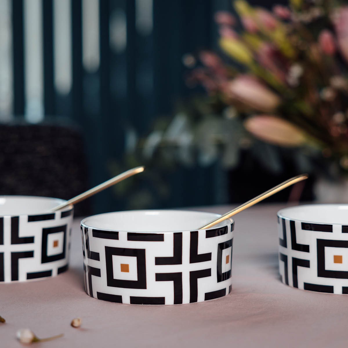 Carolina Gynning DECO Black Skål 50 cl