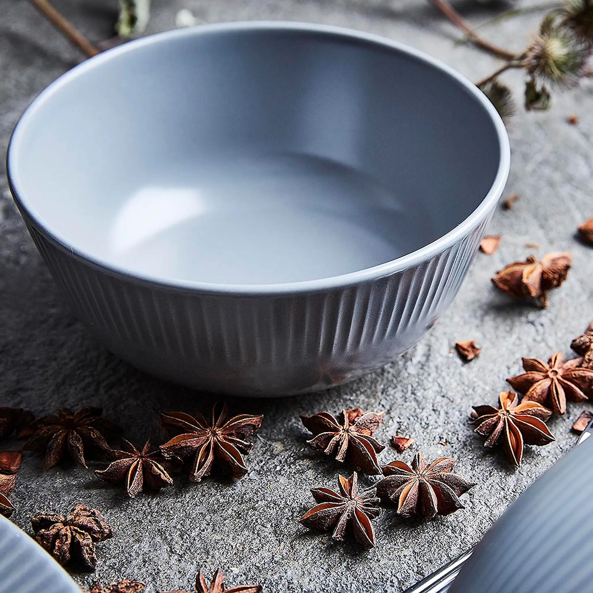 Aida Groovy Skål 14,5 cm Grå