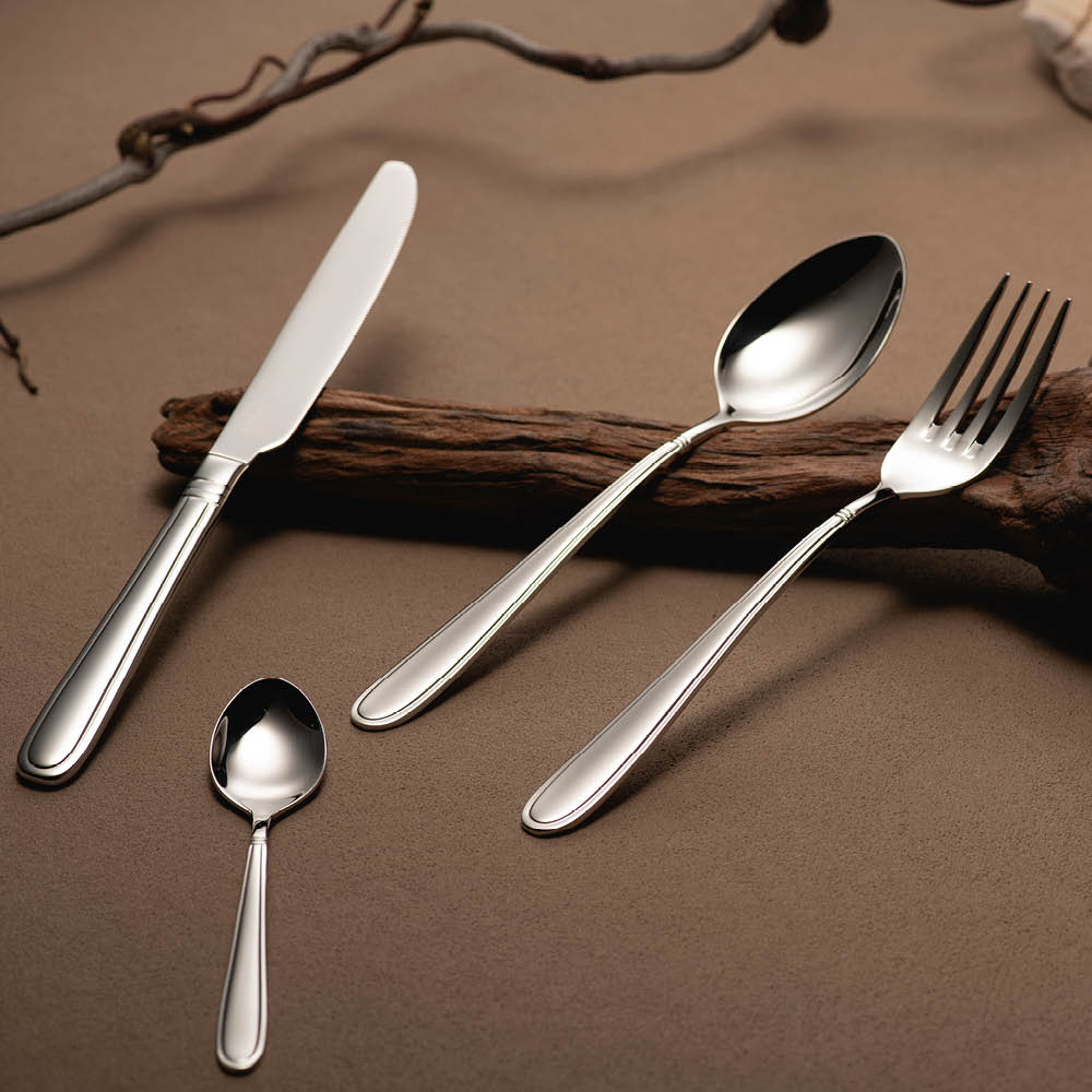 Modern House Lilje bestikksett 48 deler polert stål