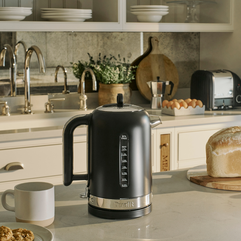 Dualit Classic Vedenkeitin 1,7 L Mattamusta