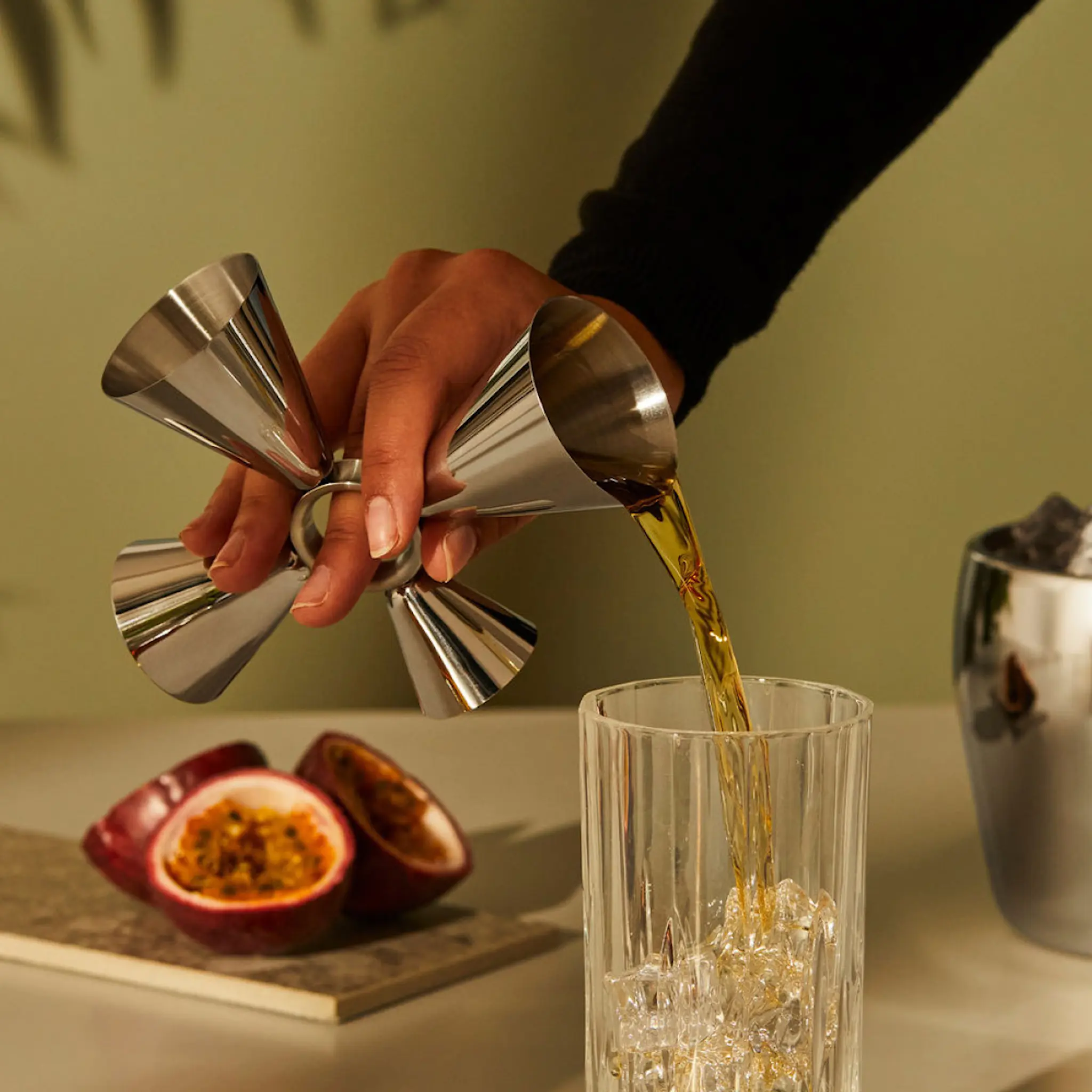 Alessi Tending Box cocktail mätglas med 4 mått rostfritt stål