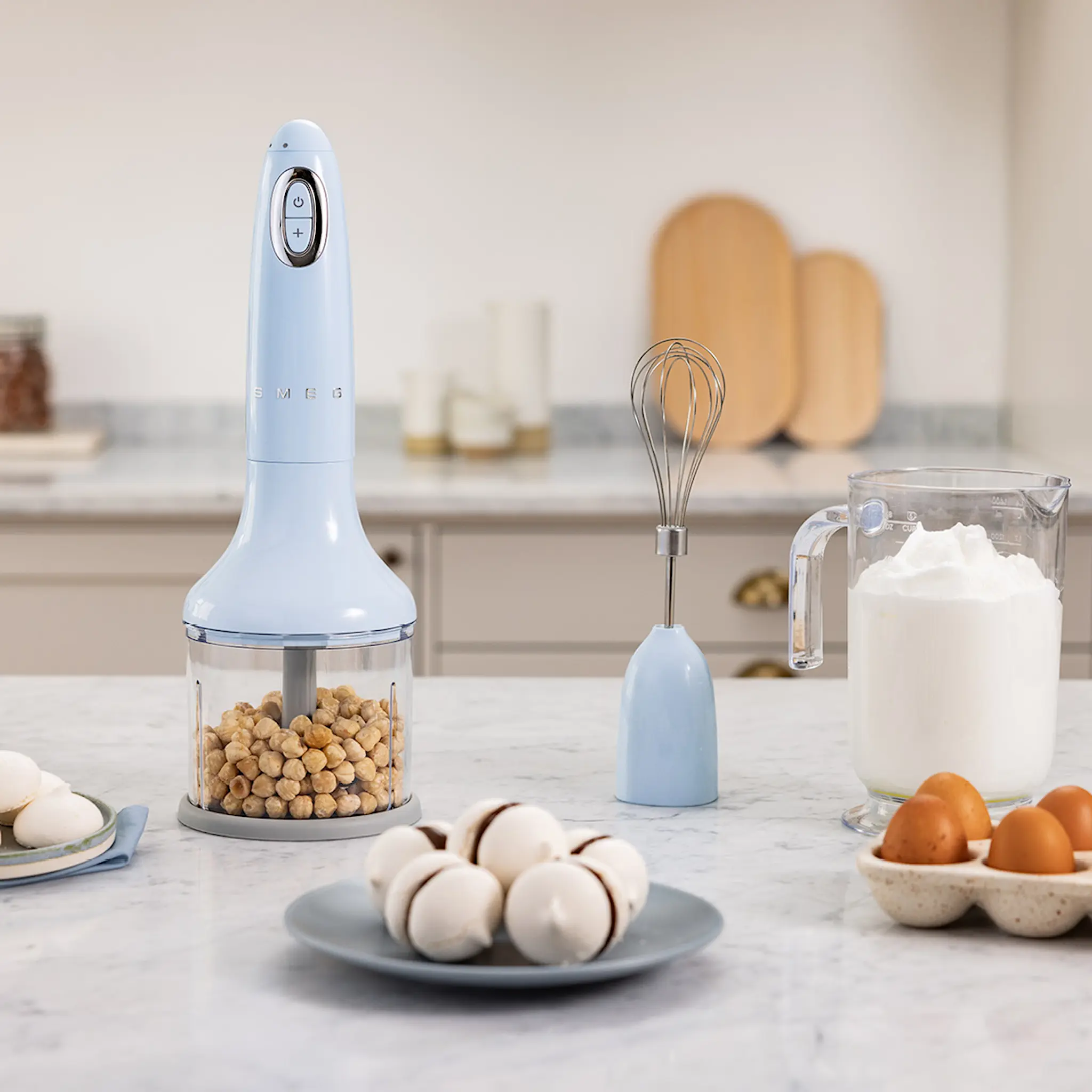 Smeg Smeg stavmixer med tillbehör HBF03 pastellblå