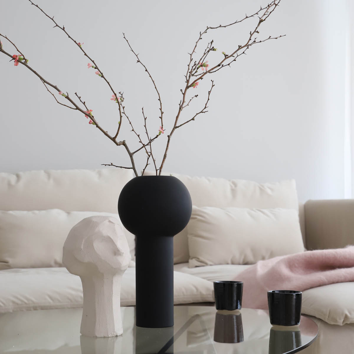 Cooee Pillar vas 32 cm svart