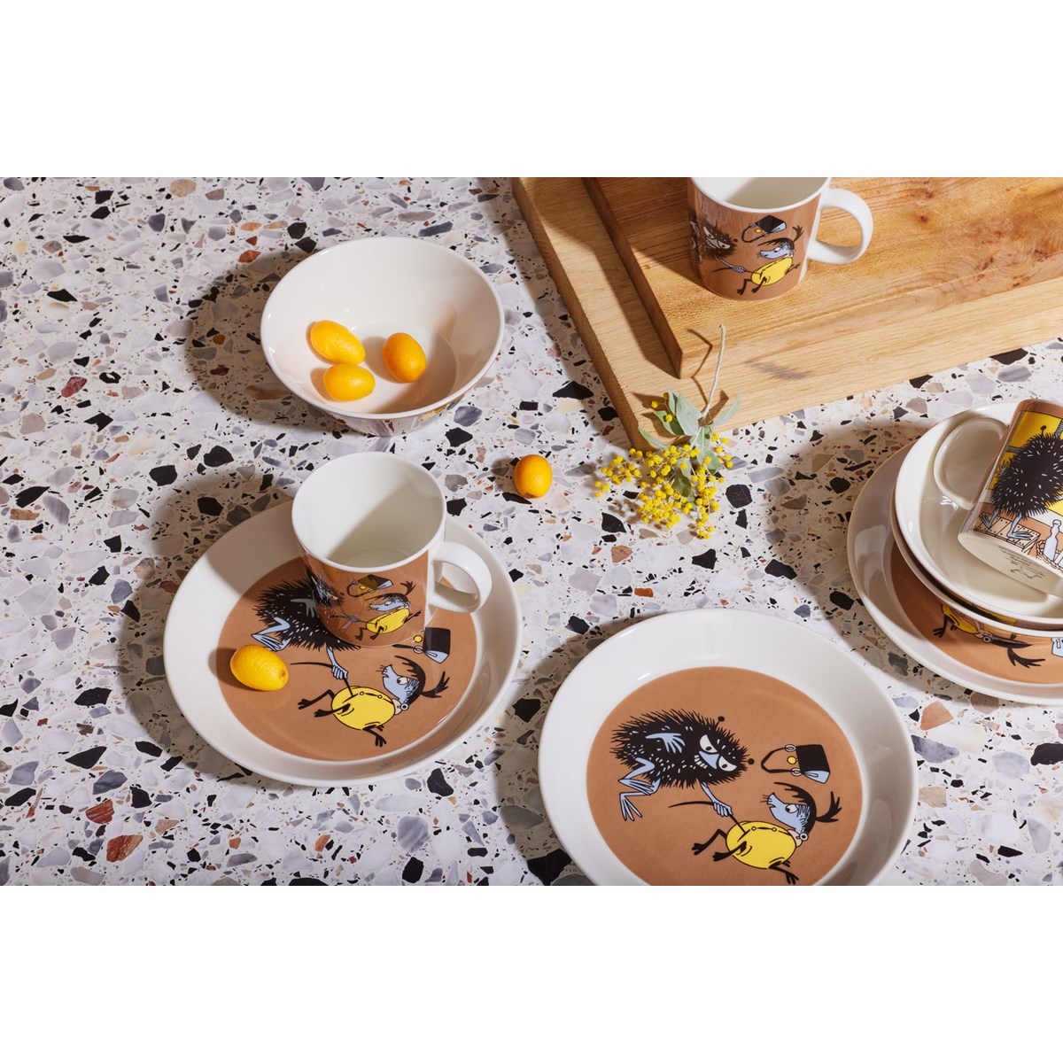 Moomin Arabia Frokostbolle 15 cm Stinky i aksjon