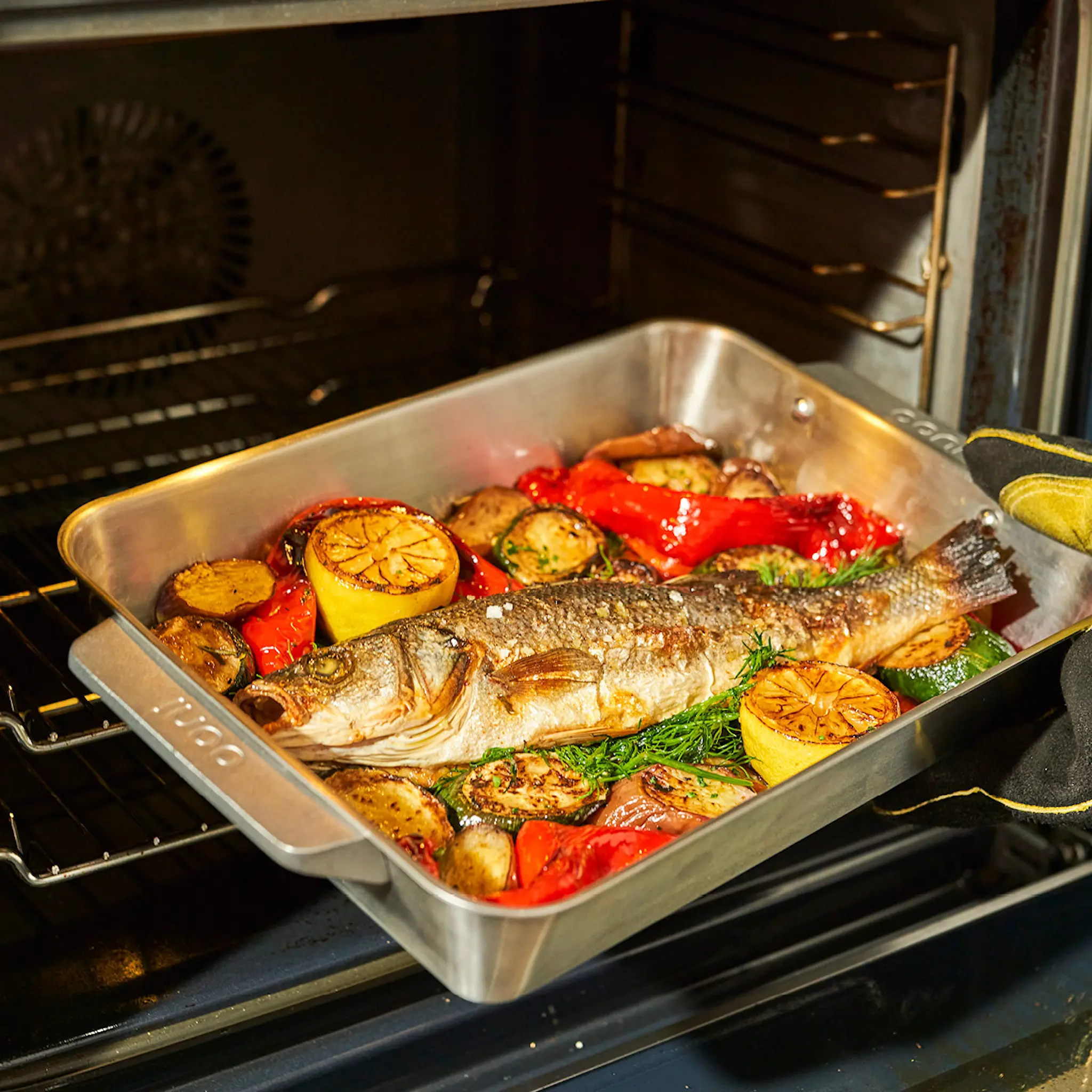 Ooni Ildfast form medium 38x25 cm med skjærefjøl stål/eik