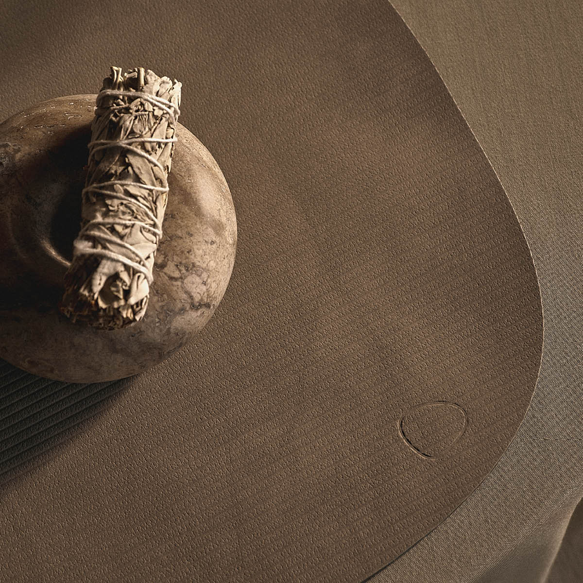 LIND DNA Curve Corduroy bordstablett 37x44 cm nomad grey