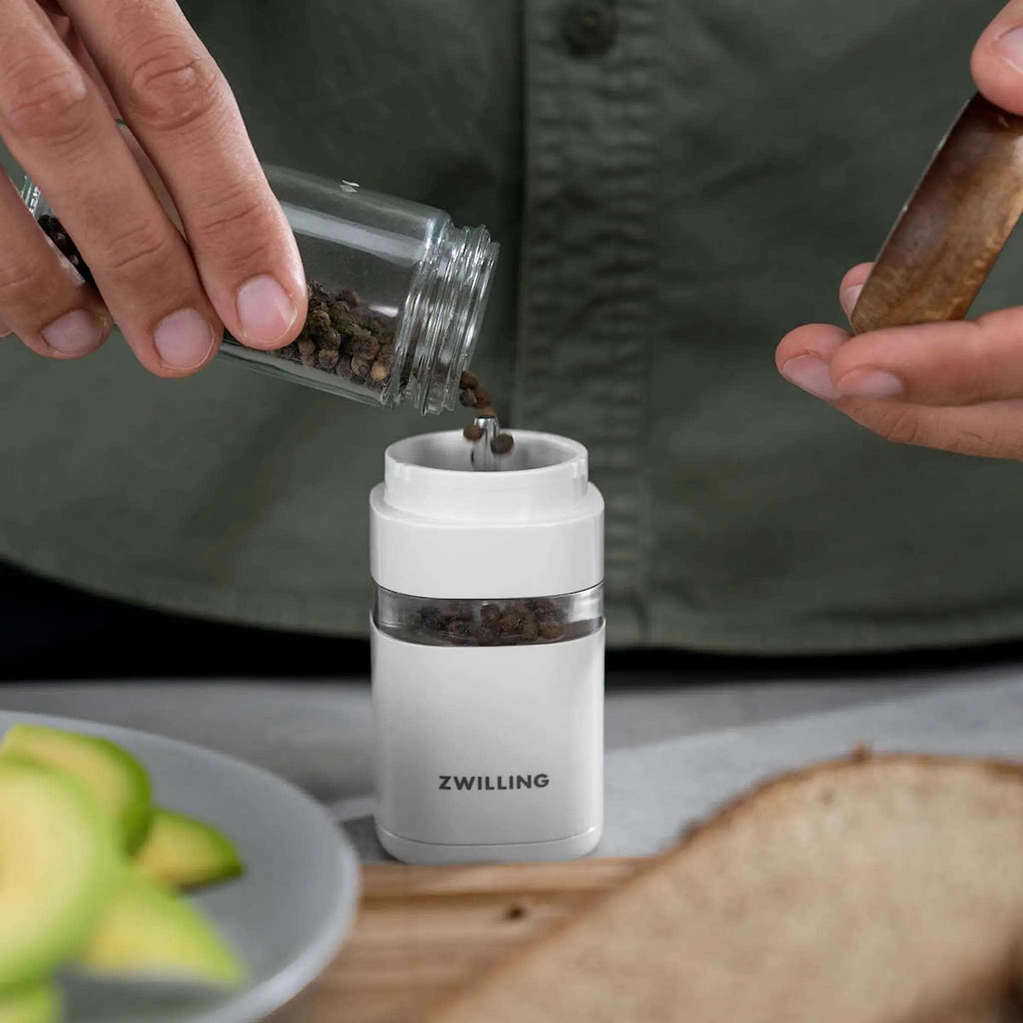 Zwilling Enfinigy elektrisk salt- och pepparkvarn 21,3 cm vit