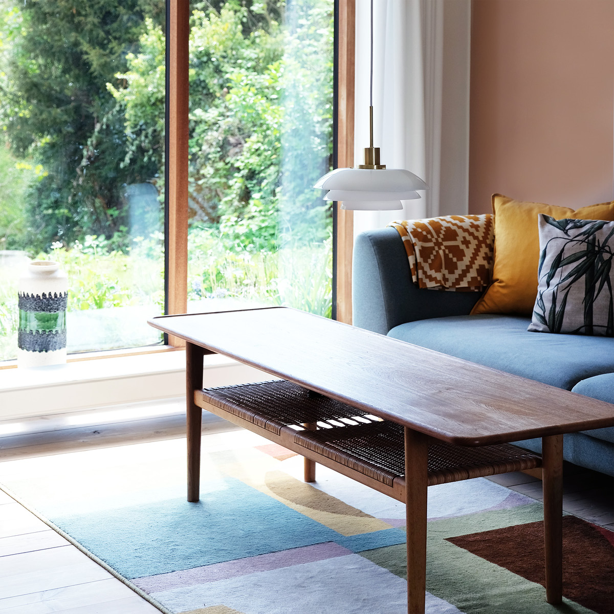 Dyberg Larsen DL31 pendellampa 15 cm opal/mässing