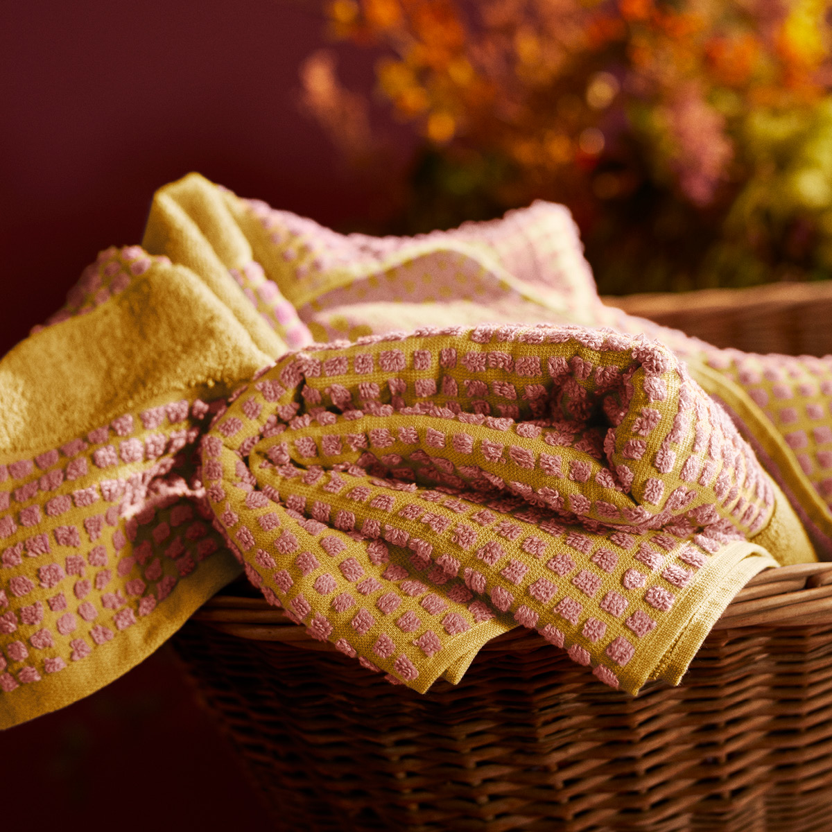 Juna Check handduk 70x140 cm gul/rosa