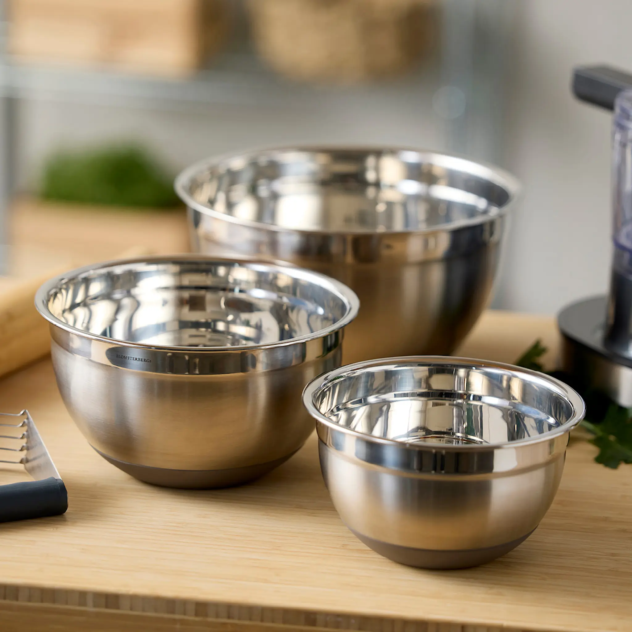 Blomsterberg Rostfri skål med silikonbotten 3 L latte