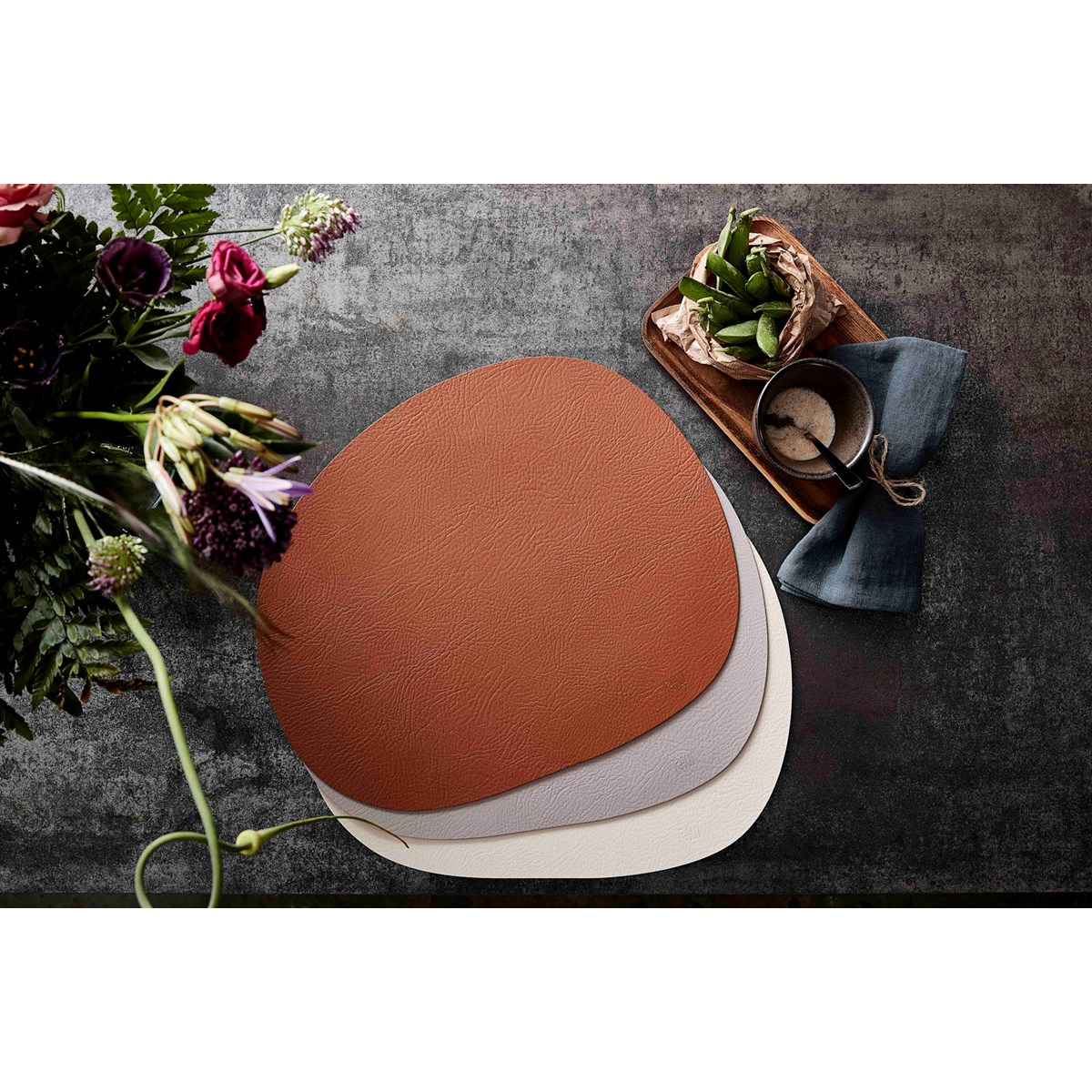 Aida Raw Buffalo Pöytätabletti 33,5x41 cm Dusty Rose