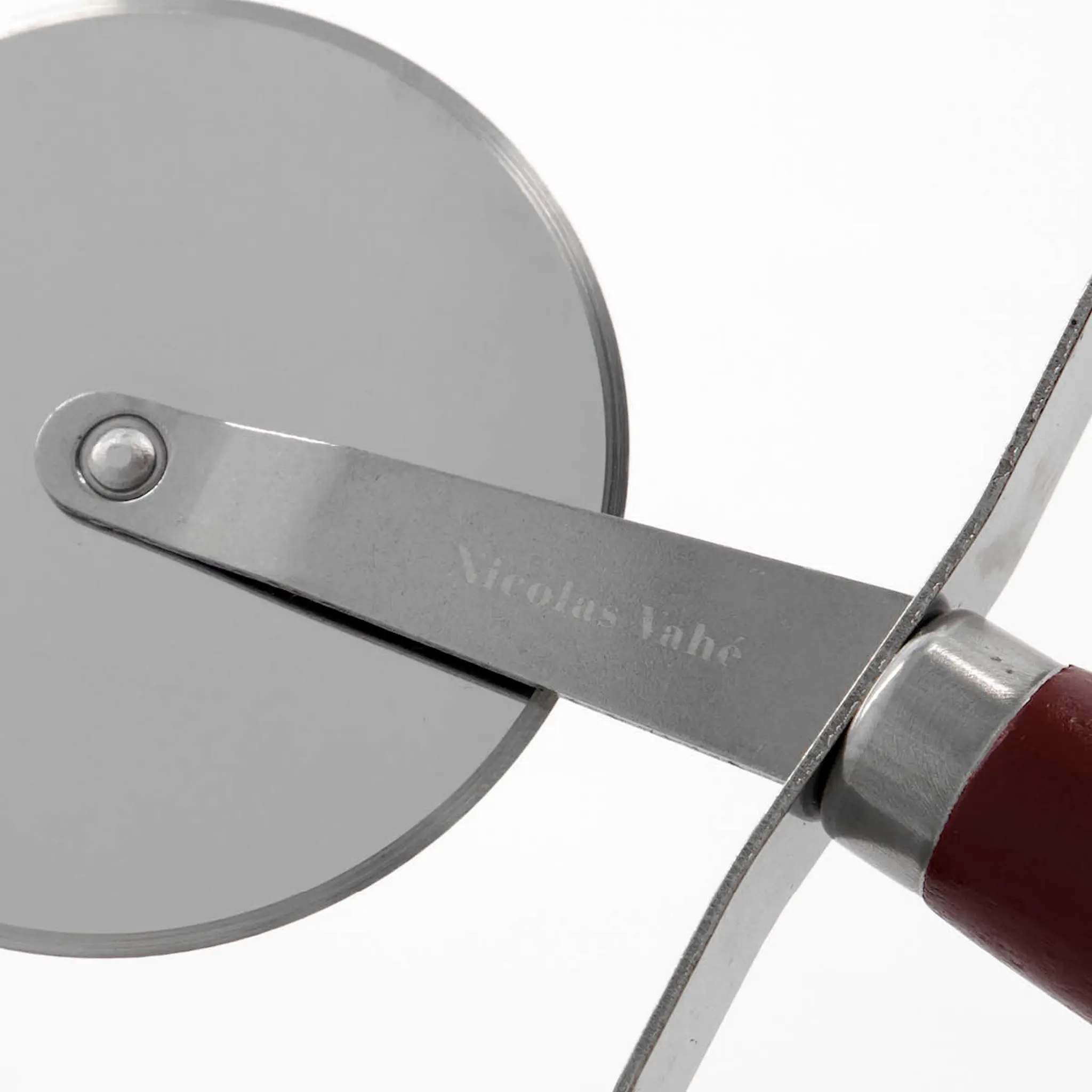 Nicolas Vahé Pizza pizzaskärare röd