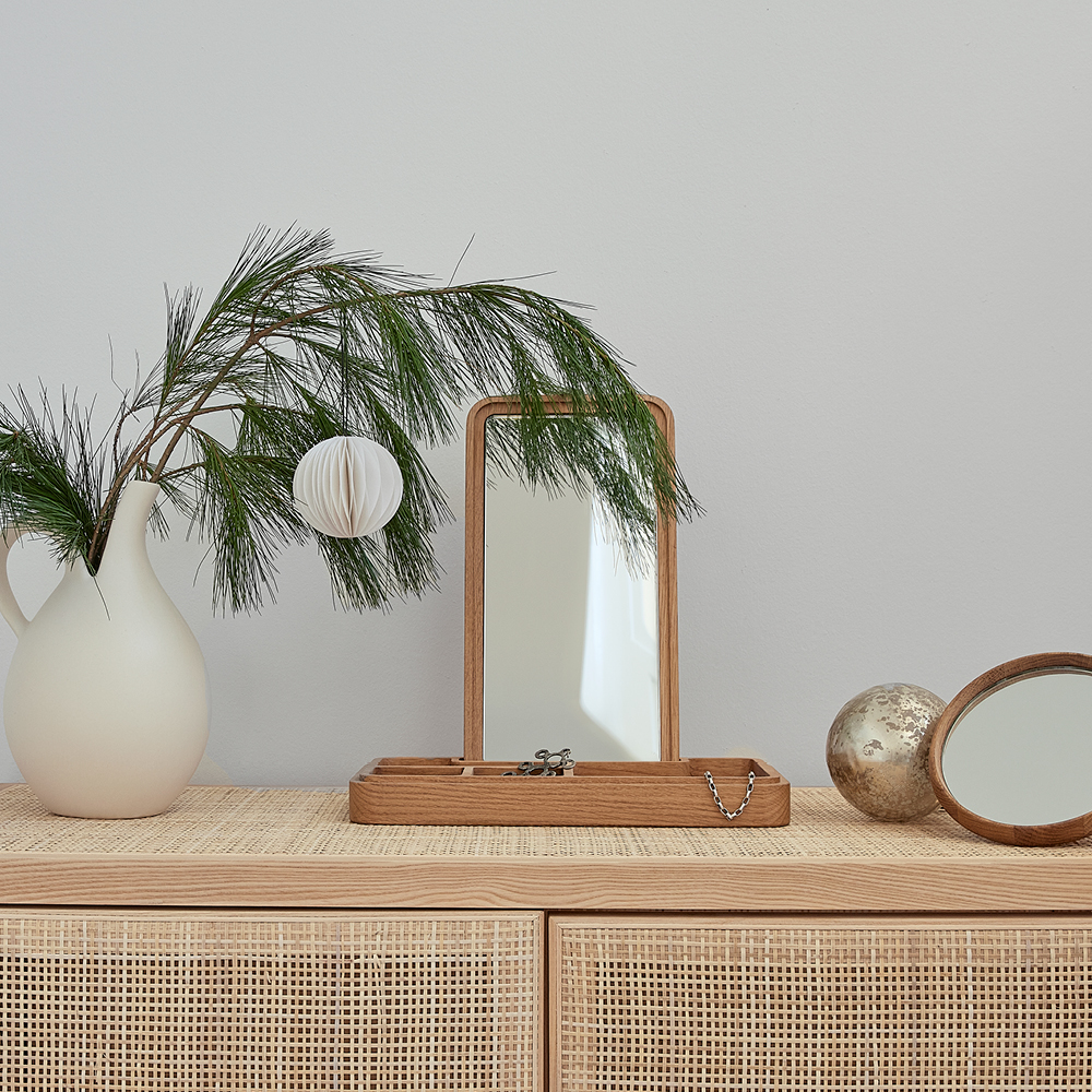 Spring Copenhagen Förvaringsskrin med spegel 32 cm ek