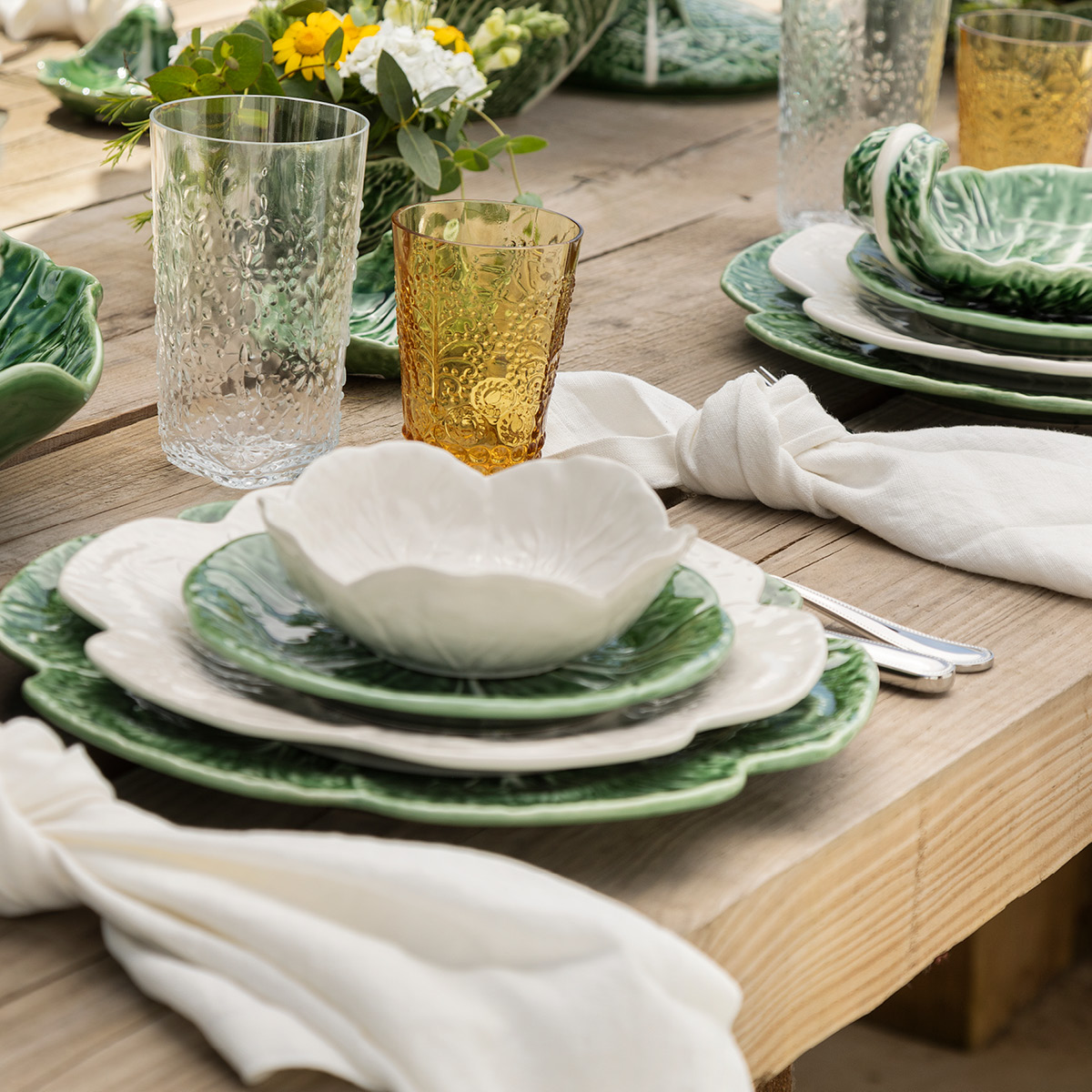 Bordallo Pinheiro Cabbage skål kålblad 17,5 cm hvit