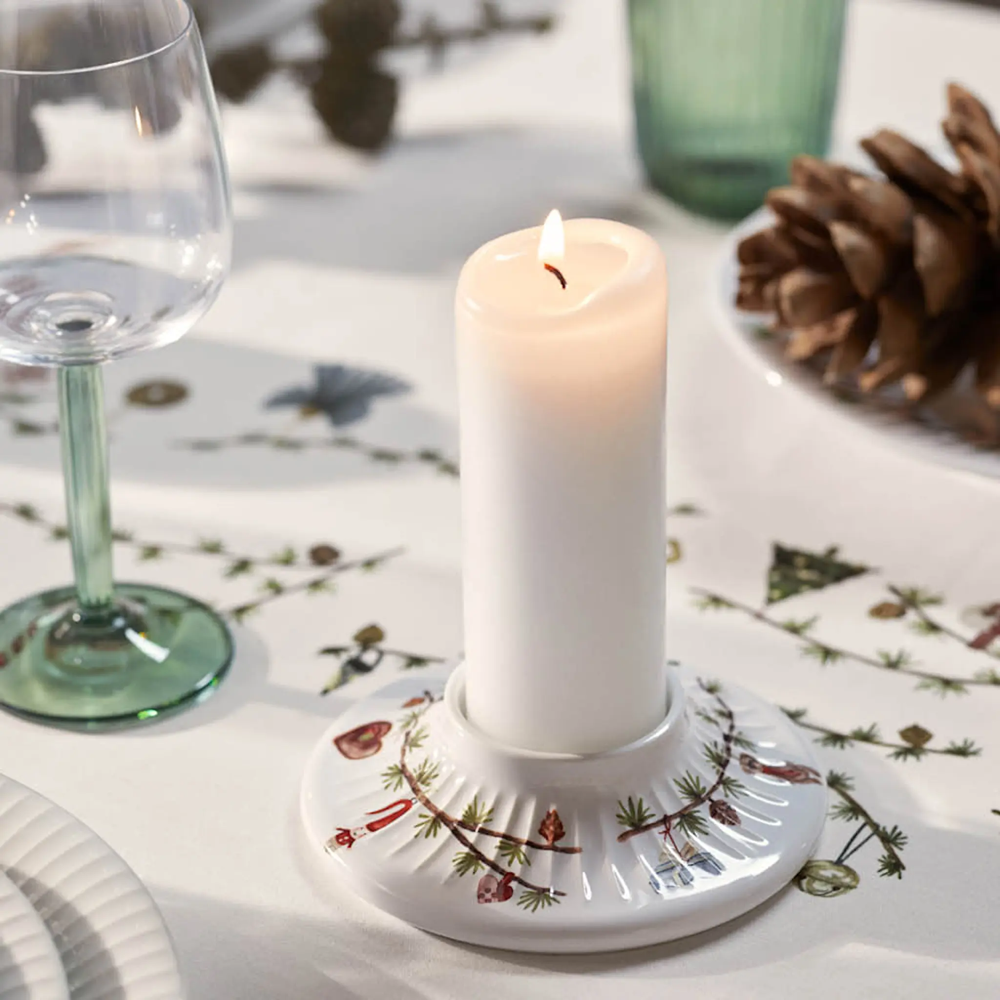 Kähler Hammershøi Christmas Pöytäkynttilänjalka 13 cm Valkoinen