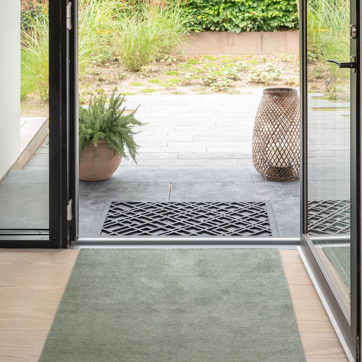 Tica Copenhagen Lines dörrmatta gummi 90x60 cm svart