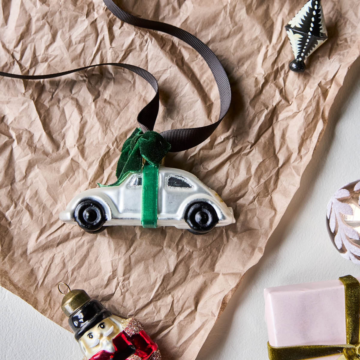 House Doctor Car Joulukoriste 10,5 cm Hopea