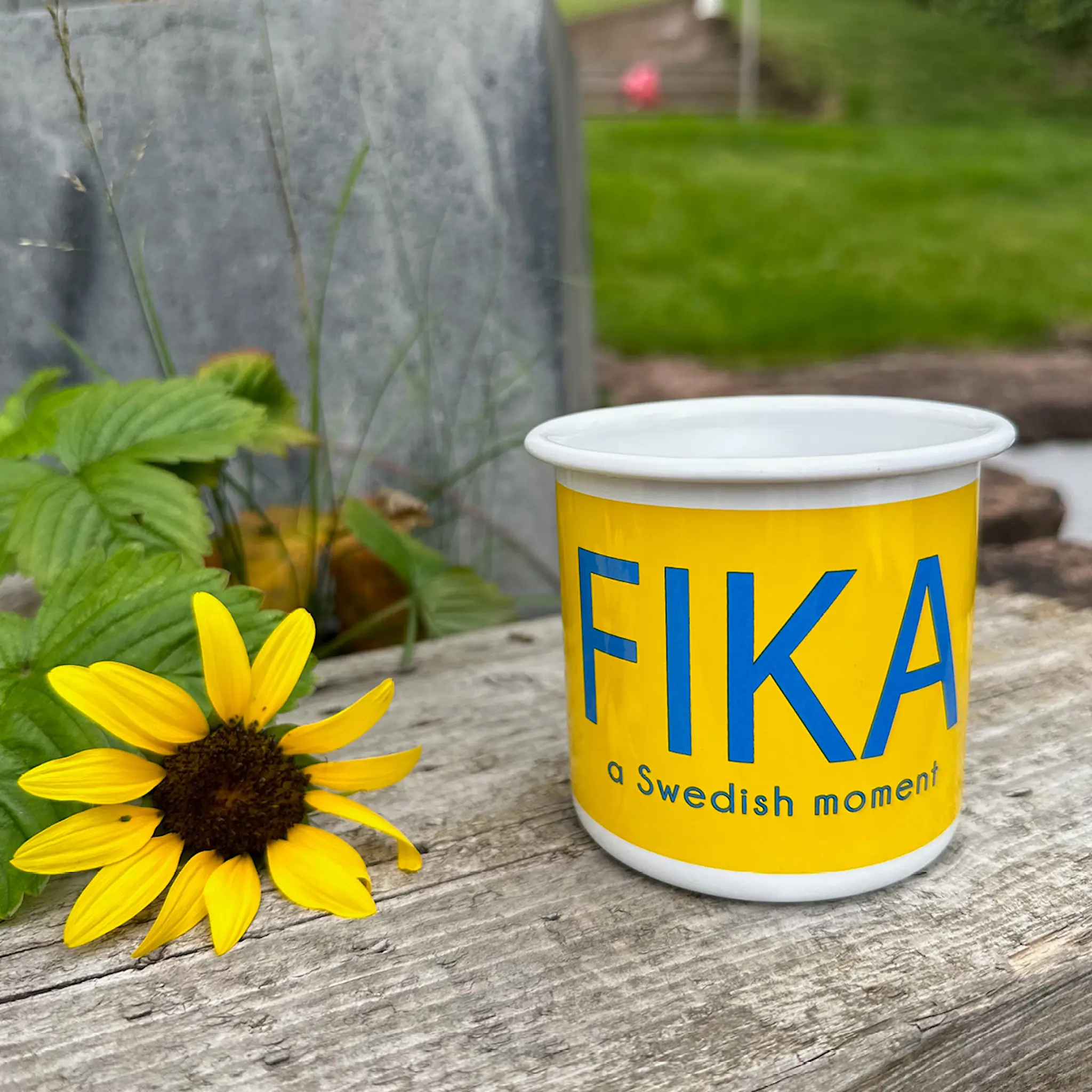 Citronelles Fika Emalimuki Moment 30 cl Sininen/Keltainen