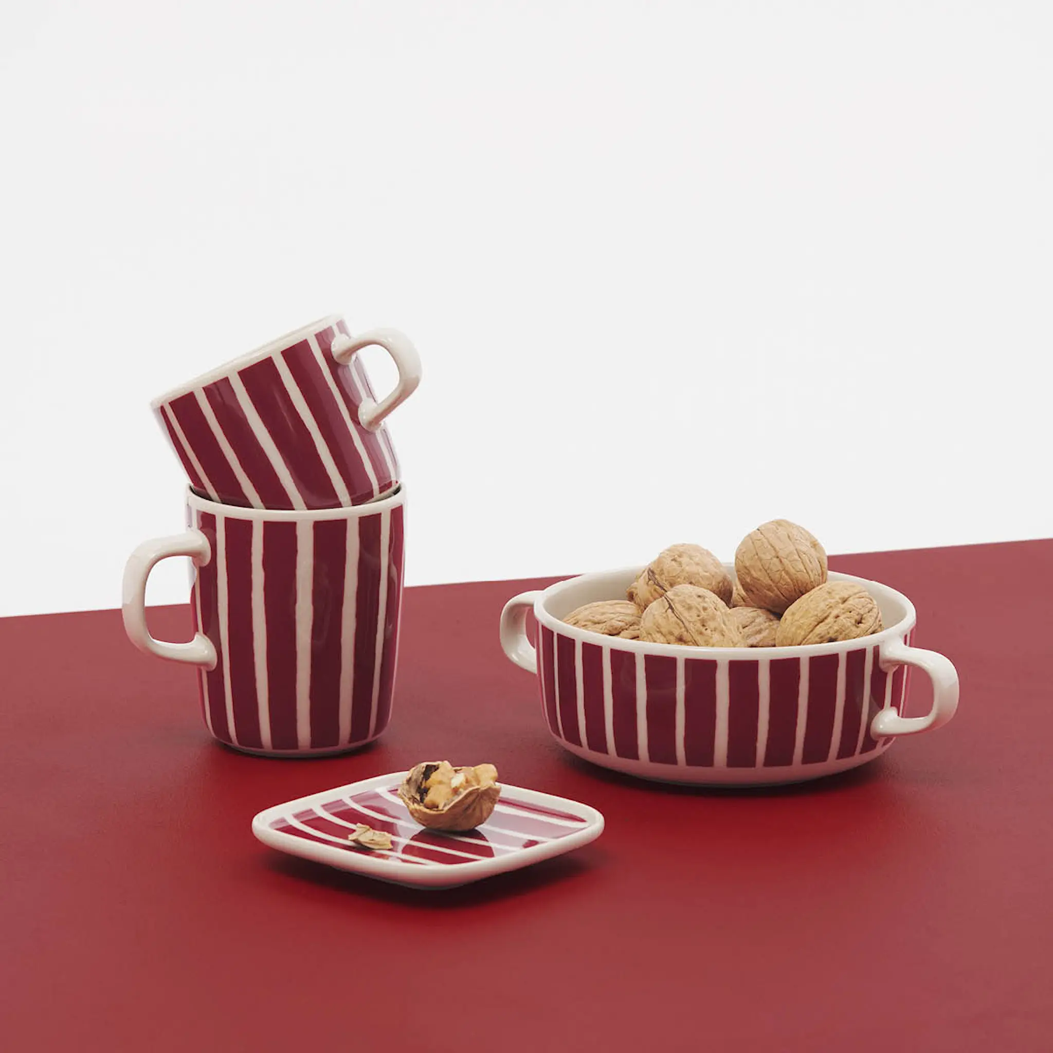 Marimekko Piccolo krus 25 cl burgunder