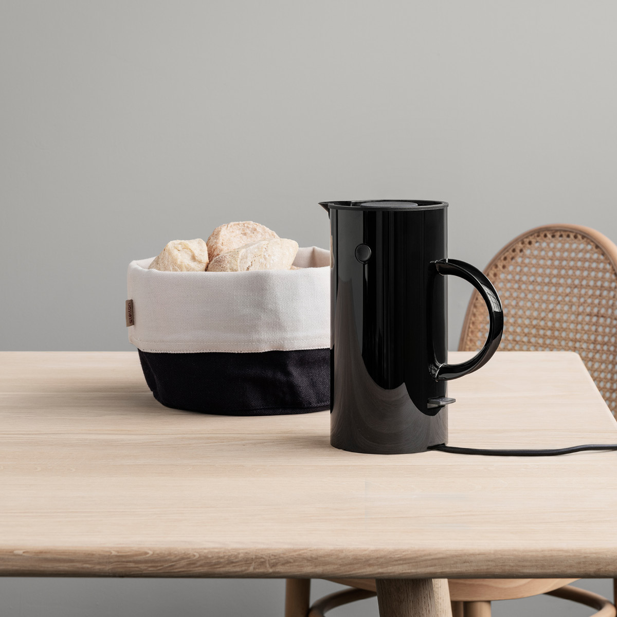 Stelton EM77 vattenkokare 0,5 L svart