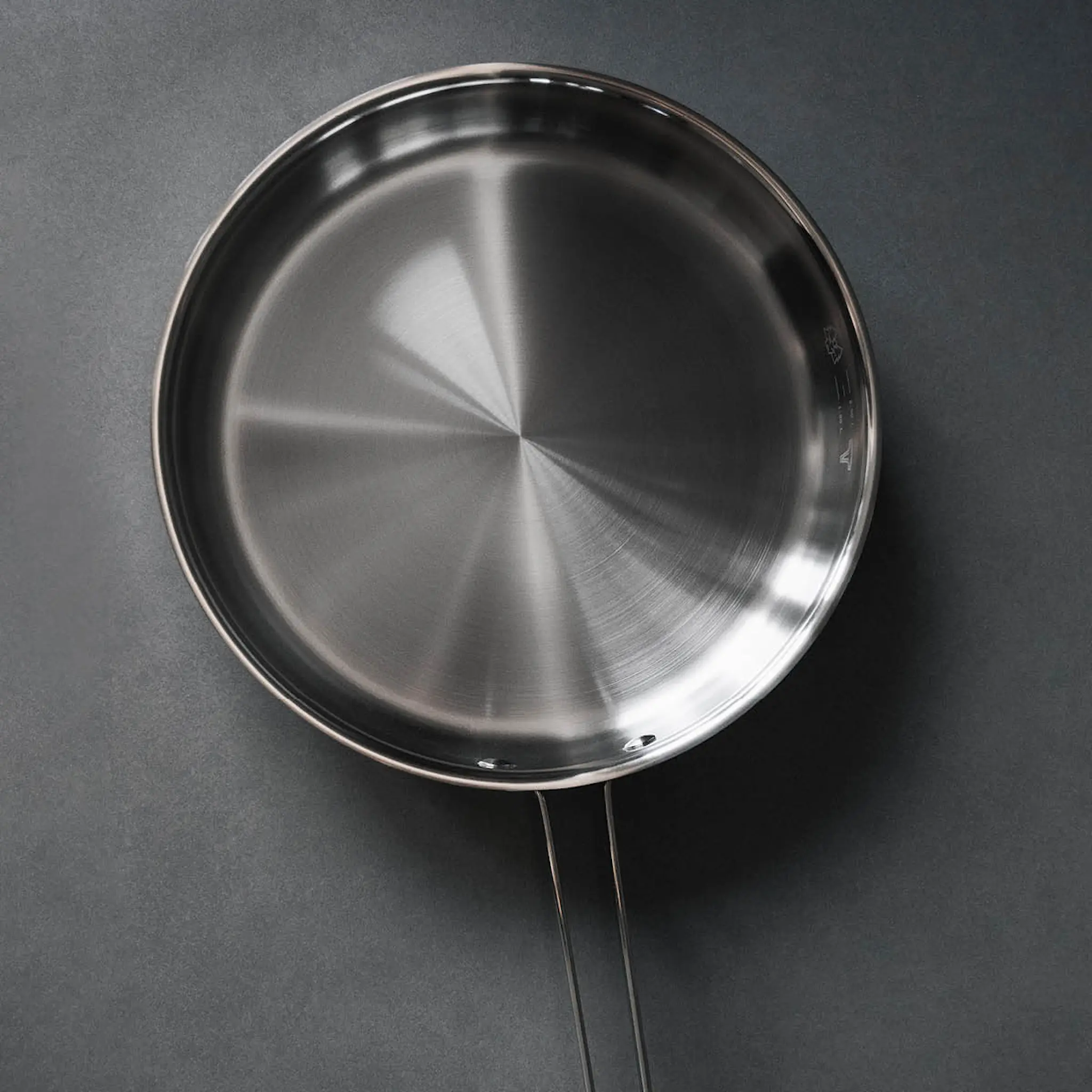 Vargen & Thor Kroma M1K traktörpanna 28 cm stål