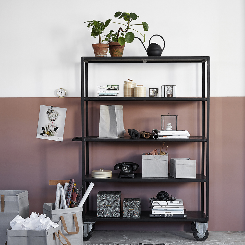 House Doctor Plant Kastelukannu 37 cm Musta