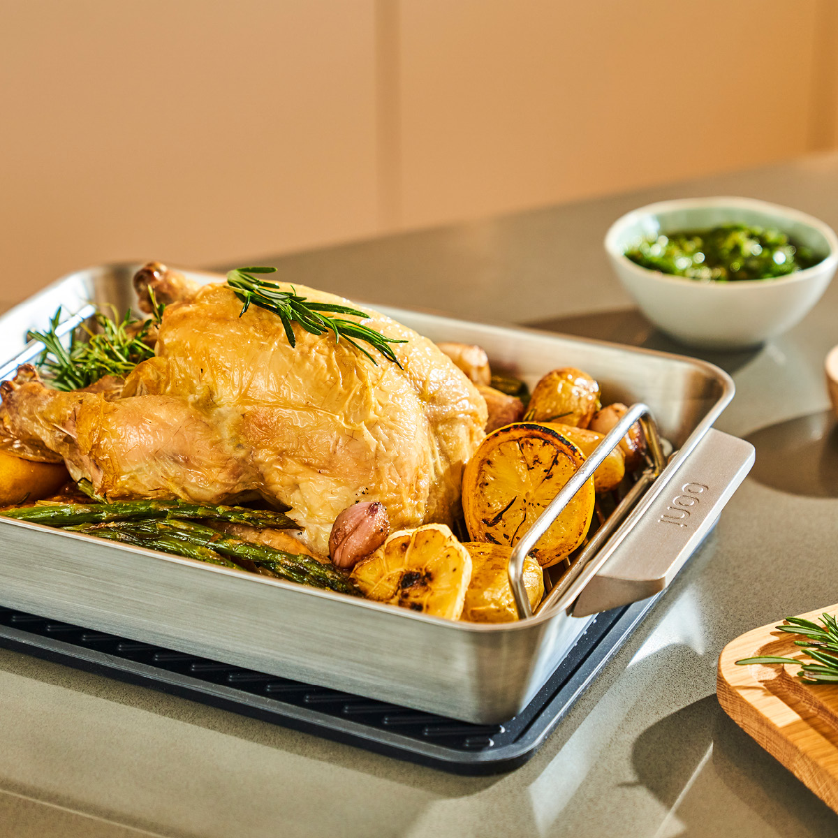 Ooni Ooni Uunivuoka 38x25 cm leikkuulaudalla Teräs/Tammi