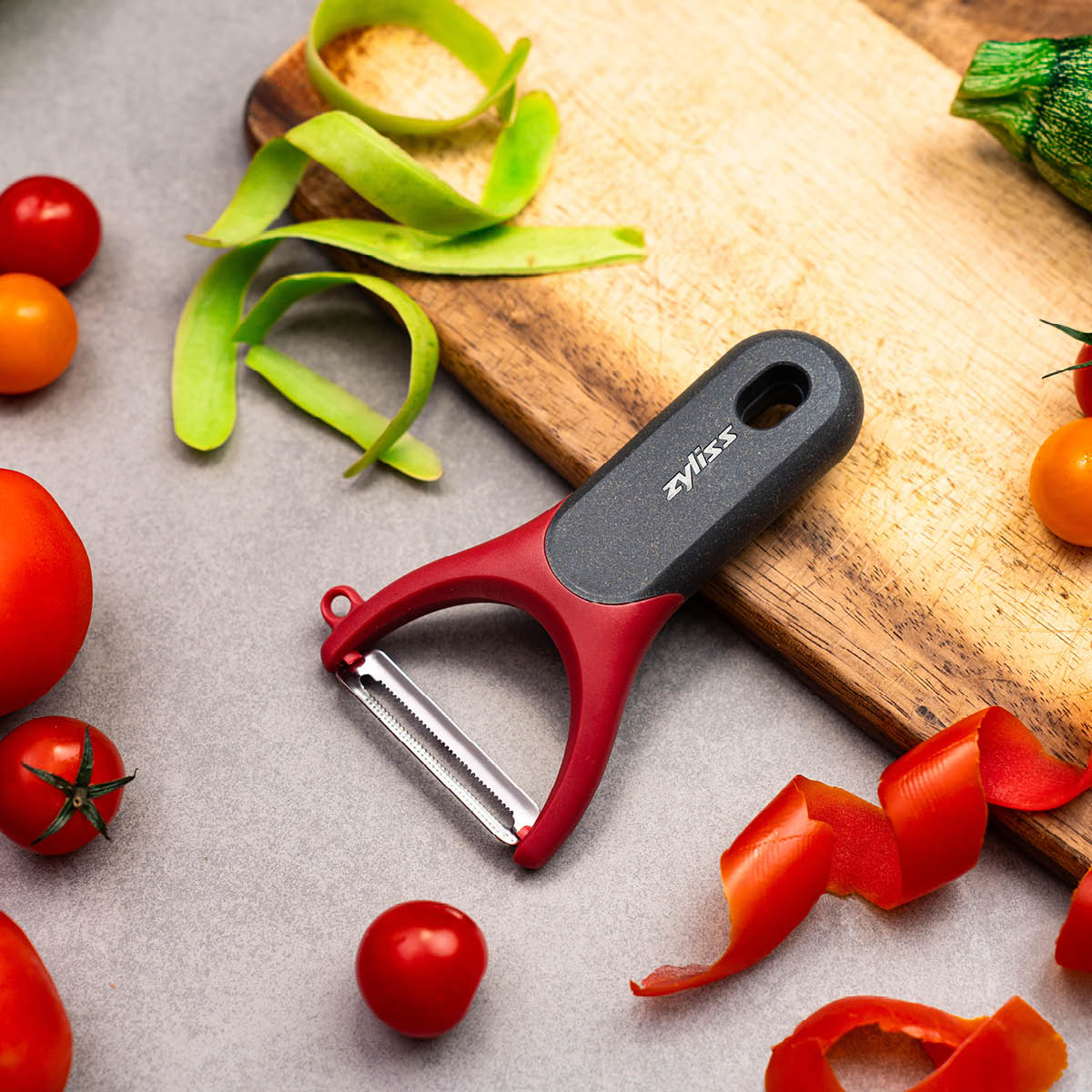 Zyliss Peelers Y-tomaatinkuorija punainen/harmaa