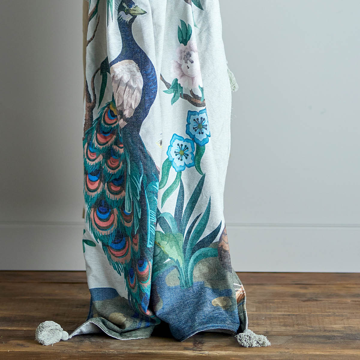 Bloomingville Peacock pledd 160x130 cm grønn/blå
