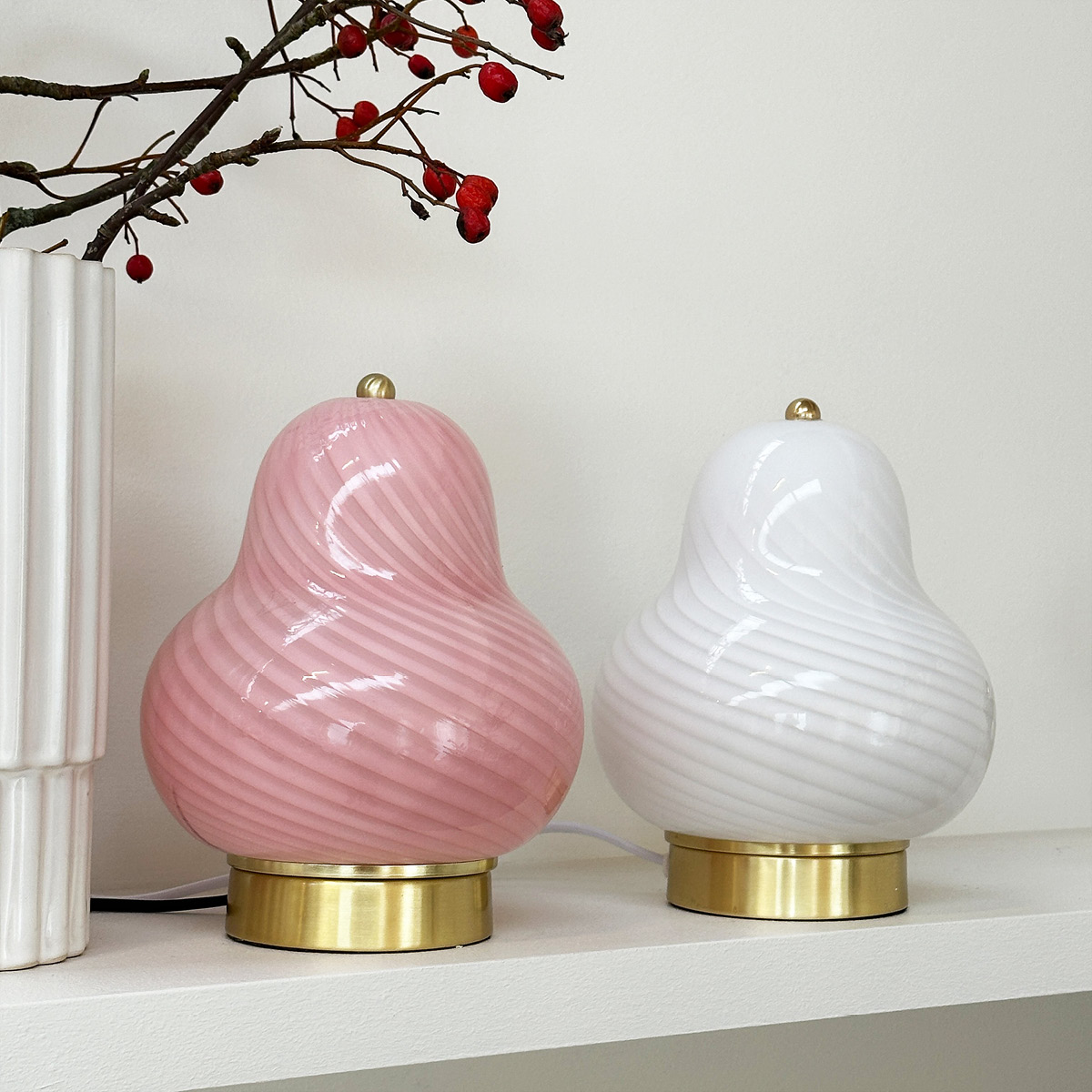 Dyberg Larsen Lucy Pöytävalaisin 21,5 cm Valkoinen