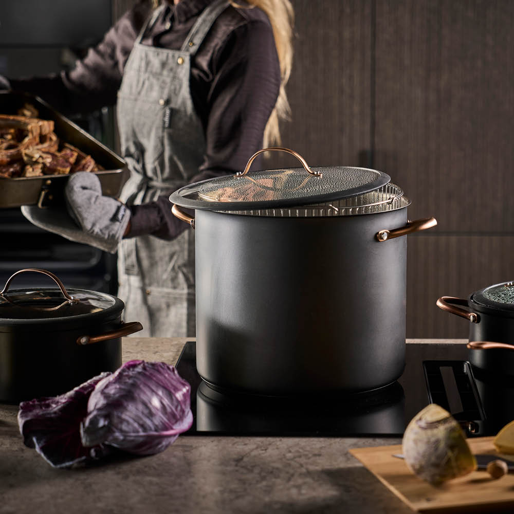 Modern House Black Copper gryte m/dampkurv 18L svart/kobber